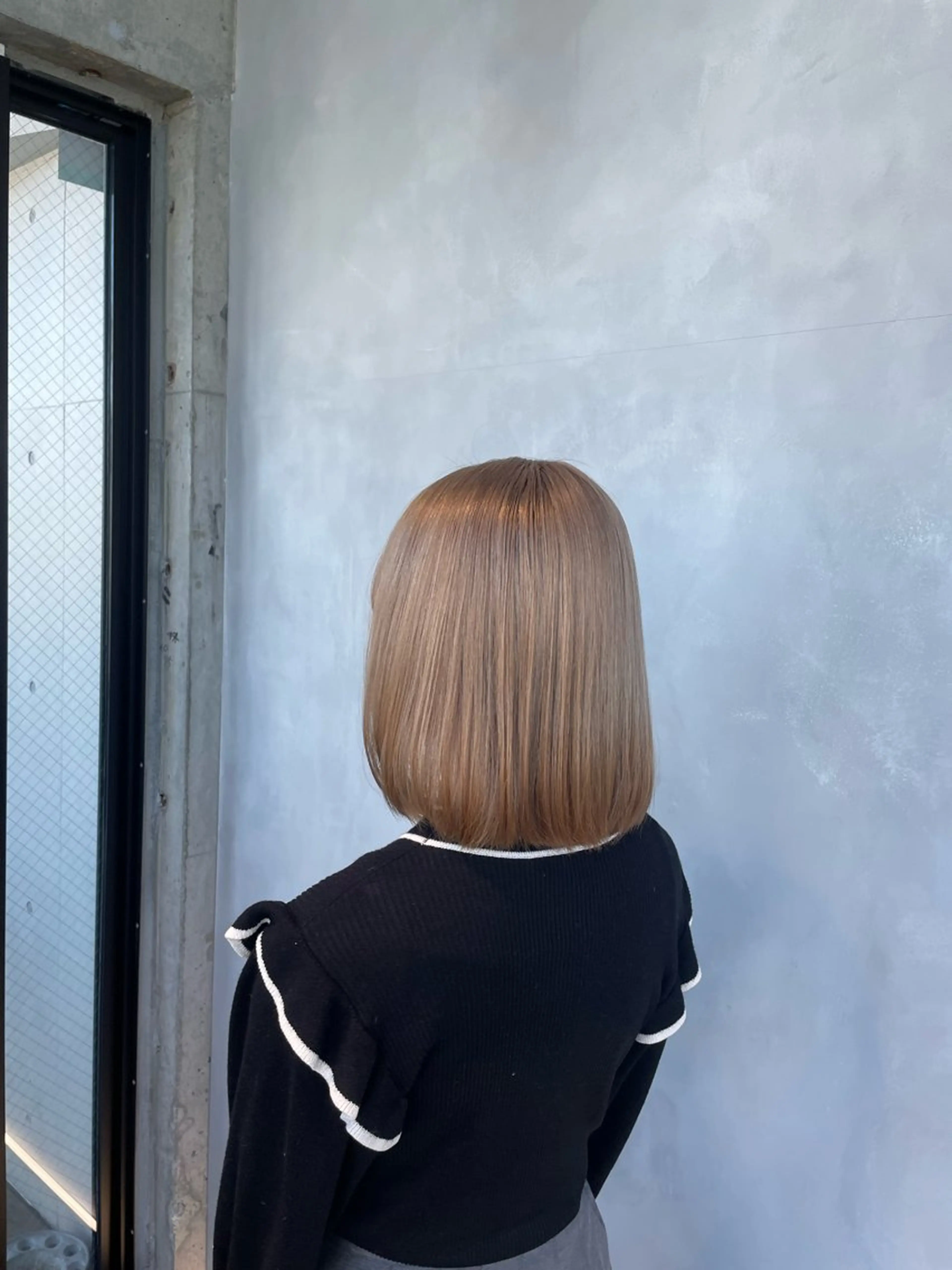 カラー ブリーチ 暖色/ハイトーン/ カラー/HBLのヘアスタイル