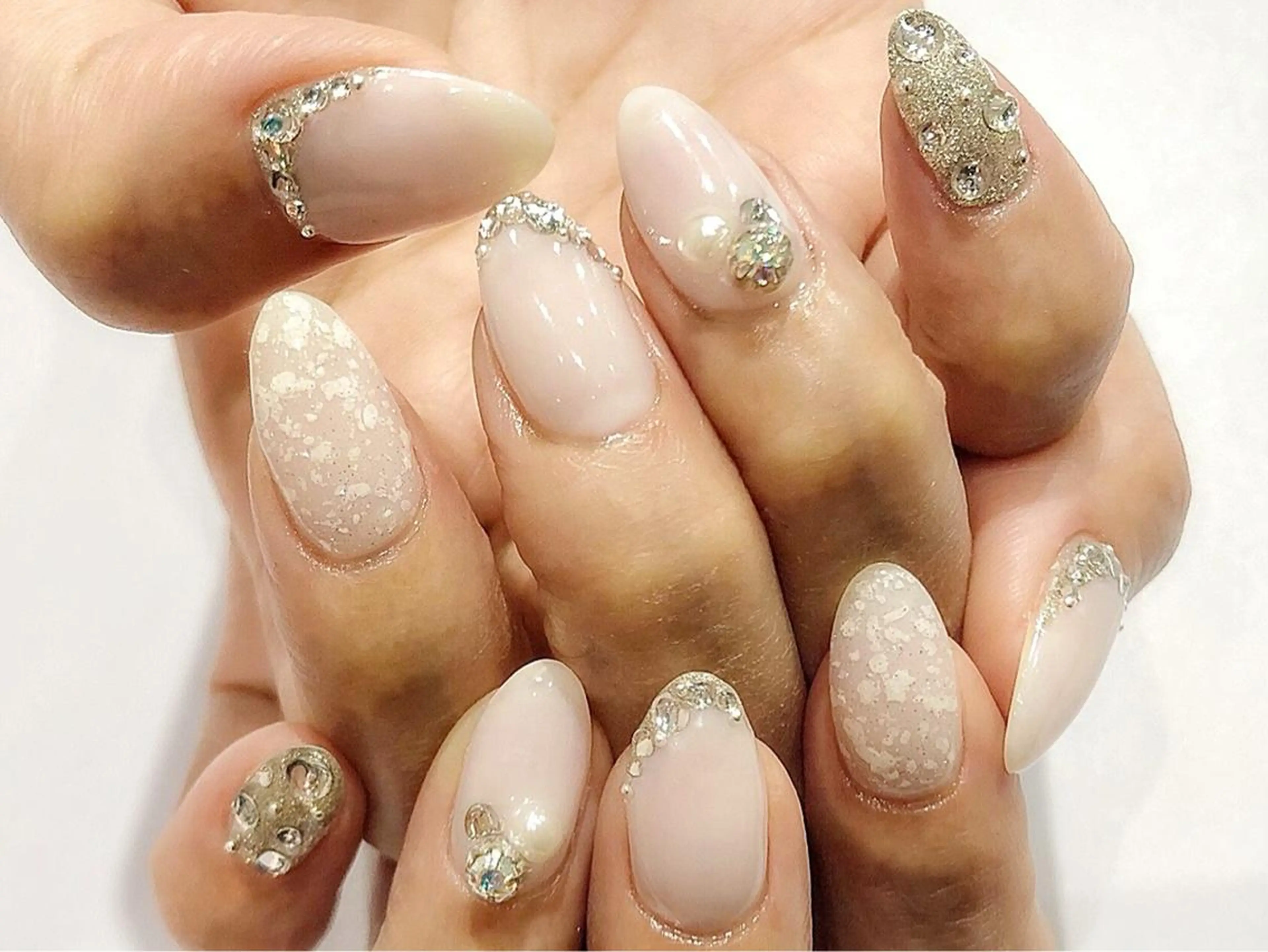 ネイル nailsalon Mirrorのネイルデザイン