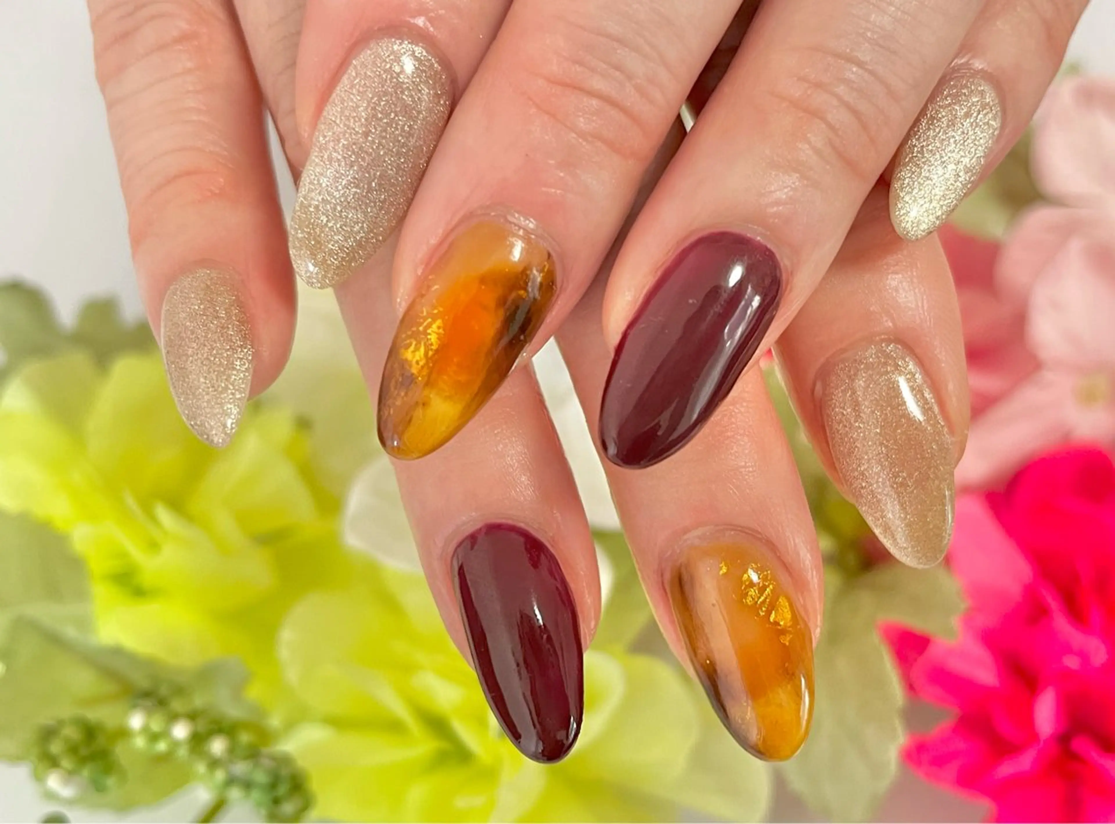 ネイル べっ甲ネイル マグネットネイル プライベートサロン Featherのネイルデザイン