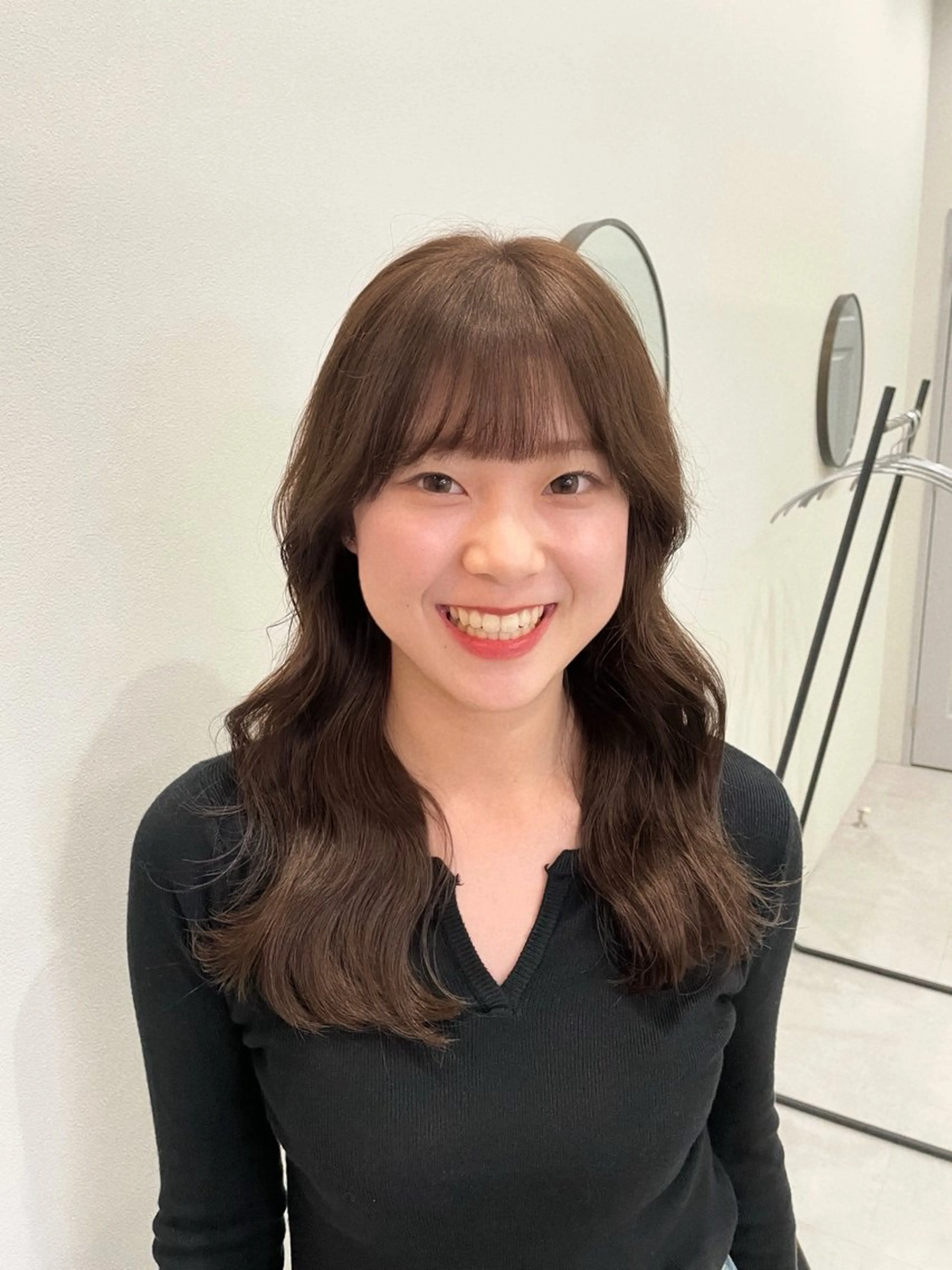 ミディアム 猿渡 恋菜のヘアスタイル