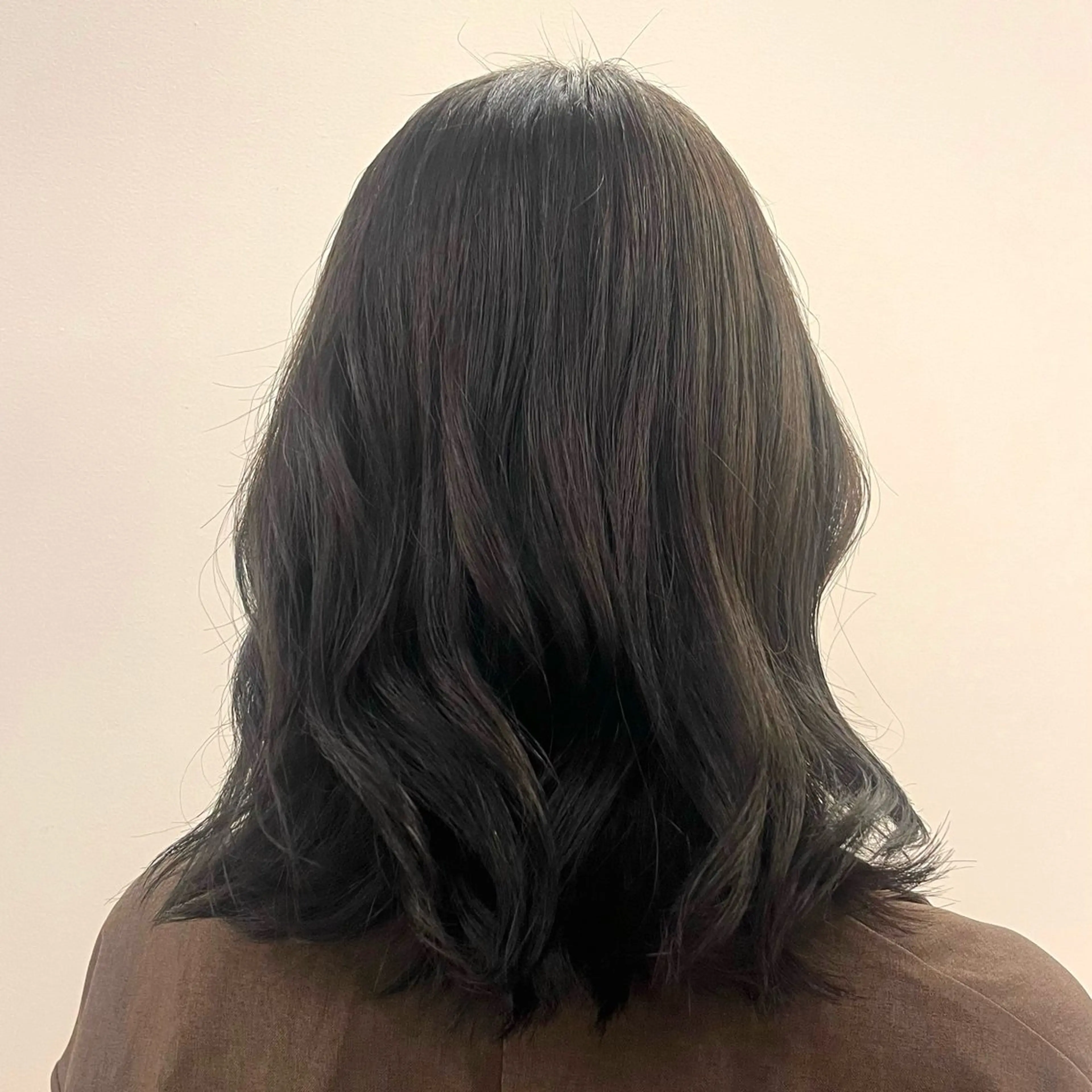 ミディアム カラー 🕊️寺畑陽依 🕊️のヘアスタイル