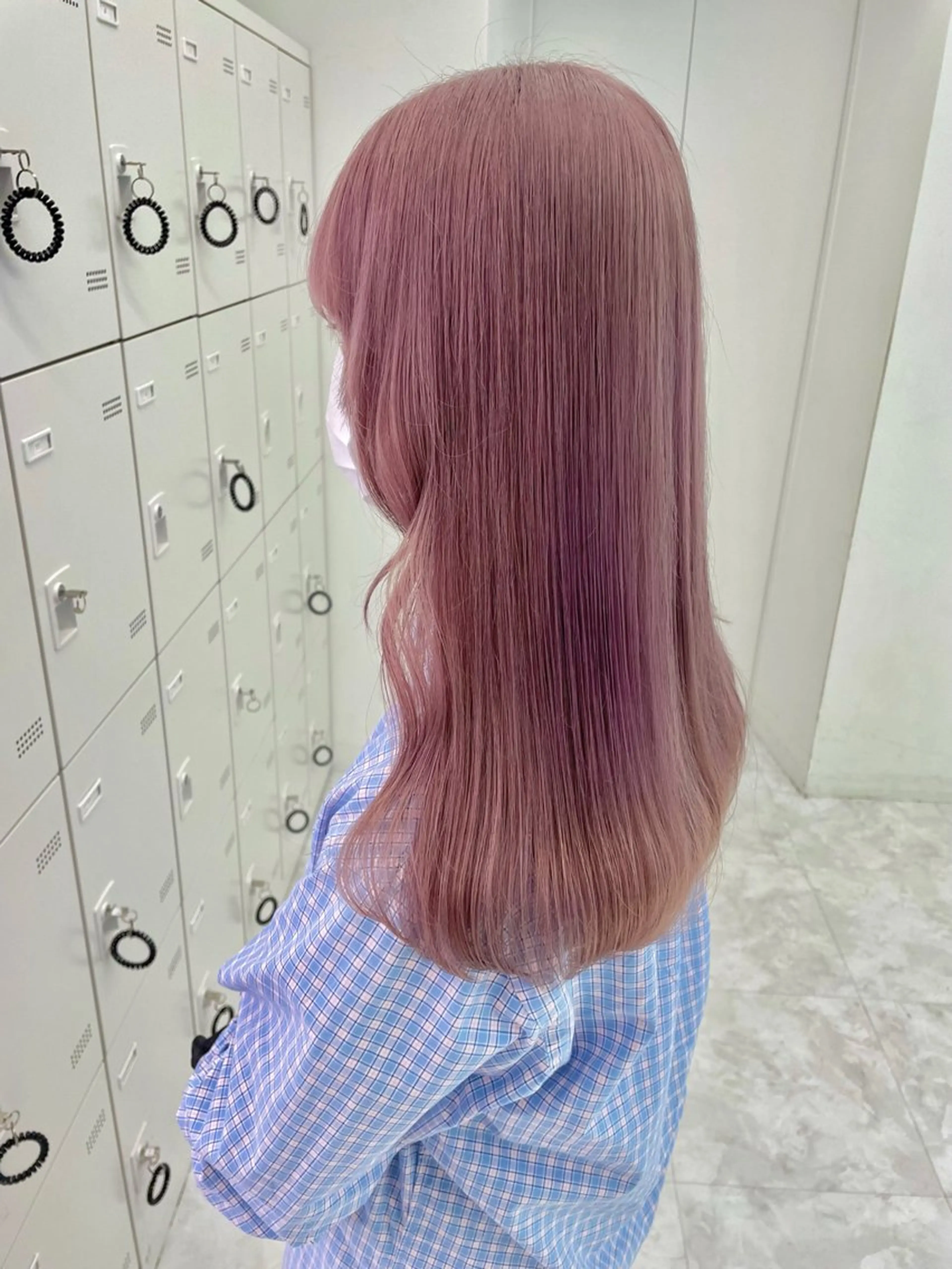 ロング カラー ヘアアレンジ ヘアカラー トリートメント ハイトーン艶カラー 🤍ゆうひのヘアスタイル