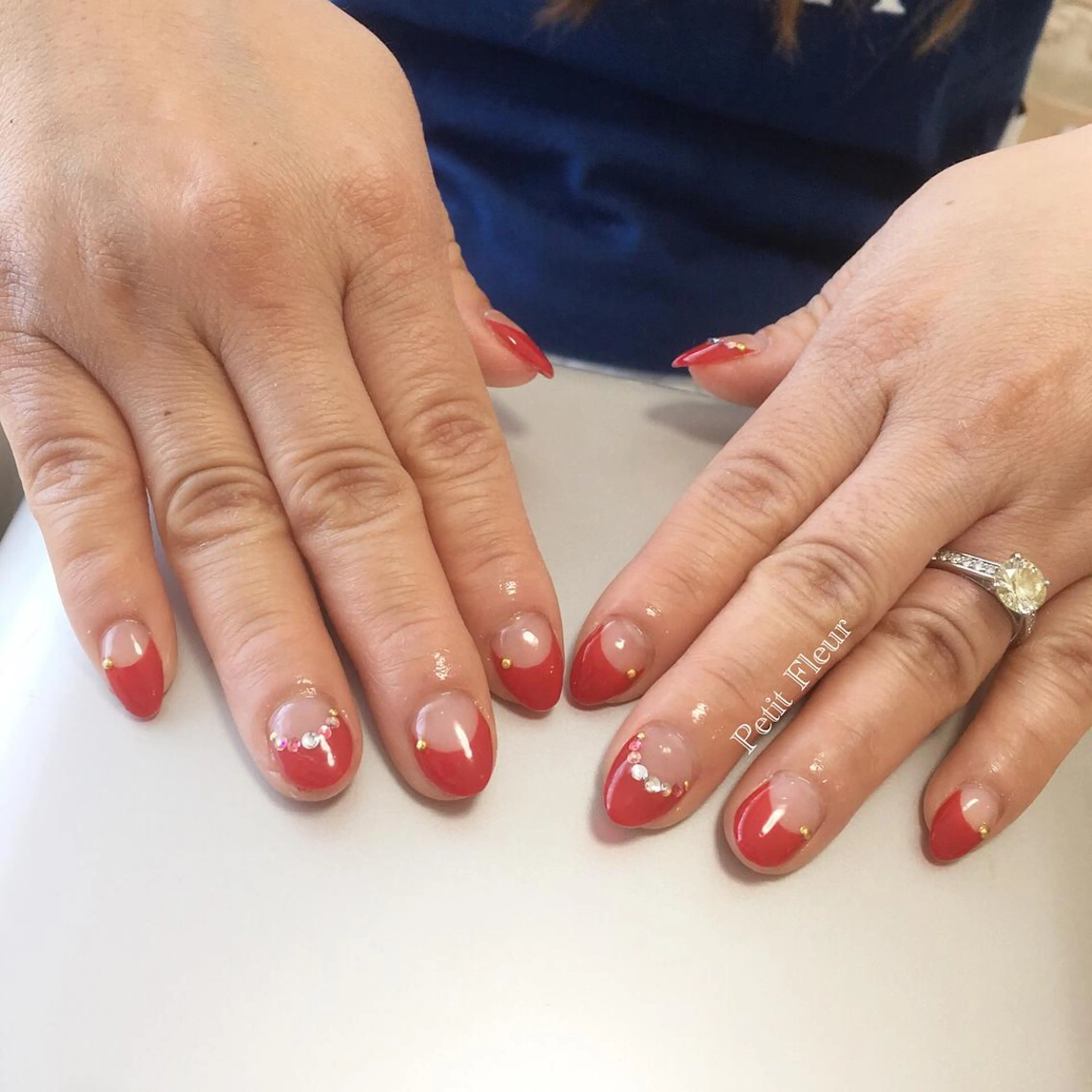 ネイル 入学式 フレンチネイル 卒業式 Petit Fleur所属・青柳 亜梨奈のマツエク・マツパデザイン