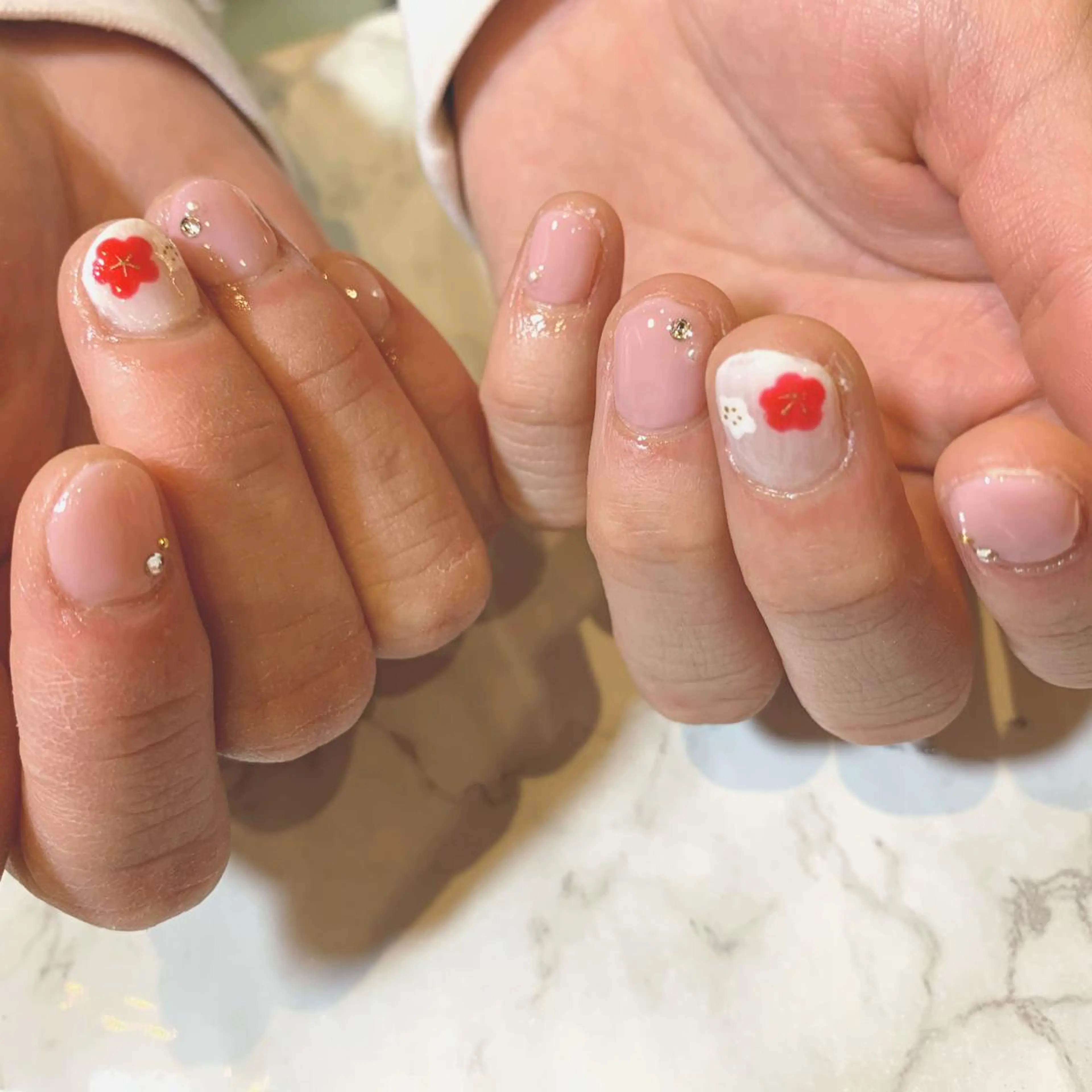 ネイル 岸本 みなみのネイルデザイン