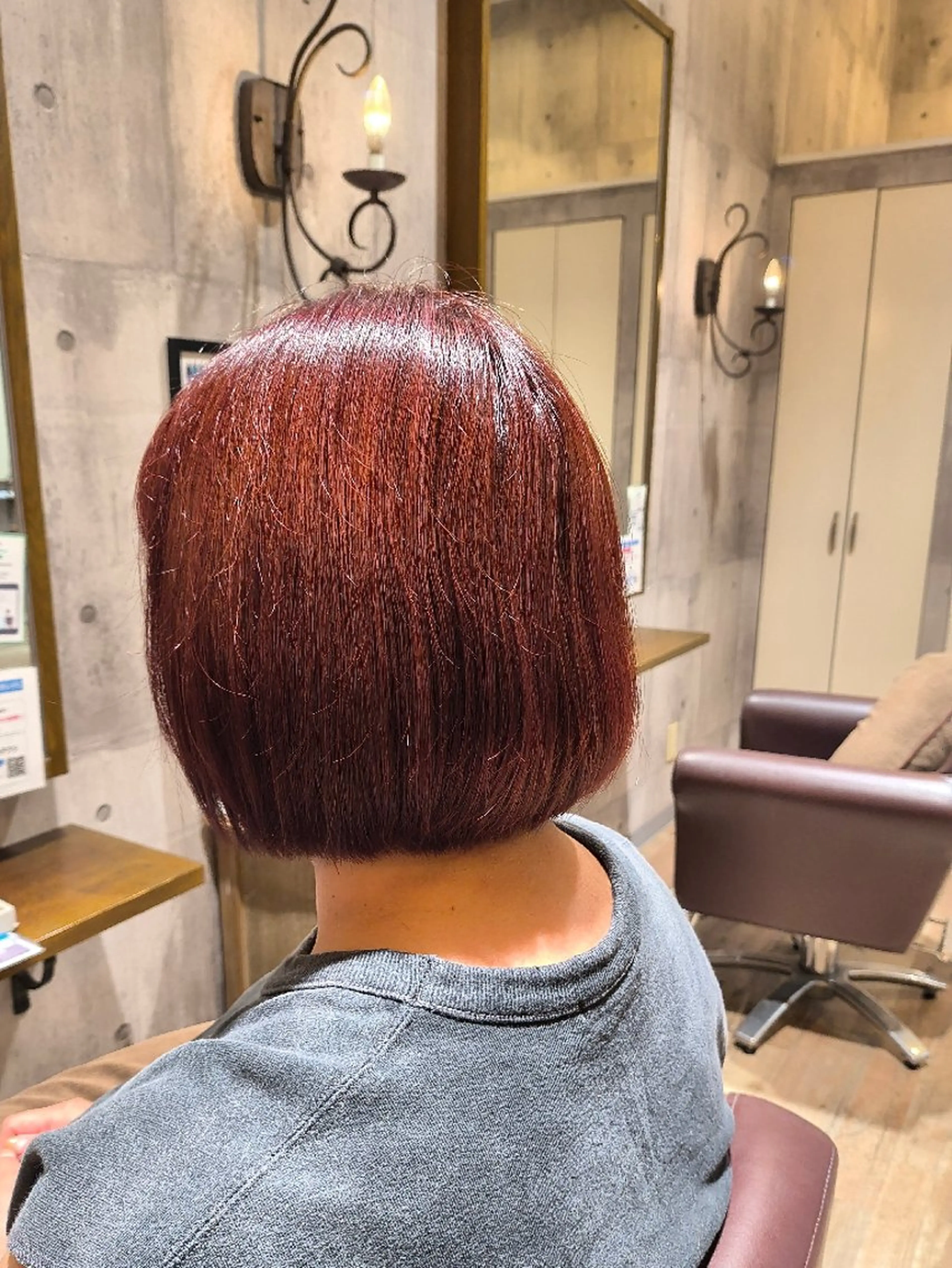 カラー ブリーチ ブラウンカラー ブリーチなしカラー レッドカラー 吉岡 天星のヘアスタイル