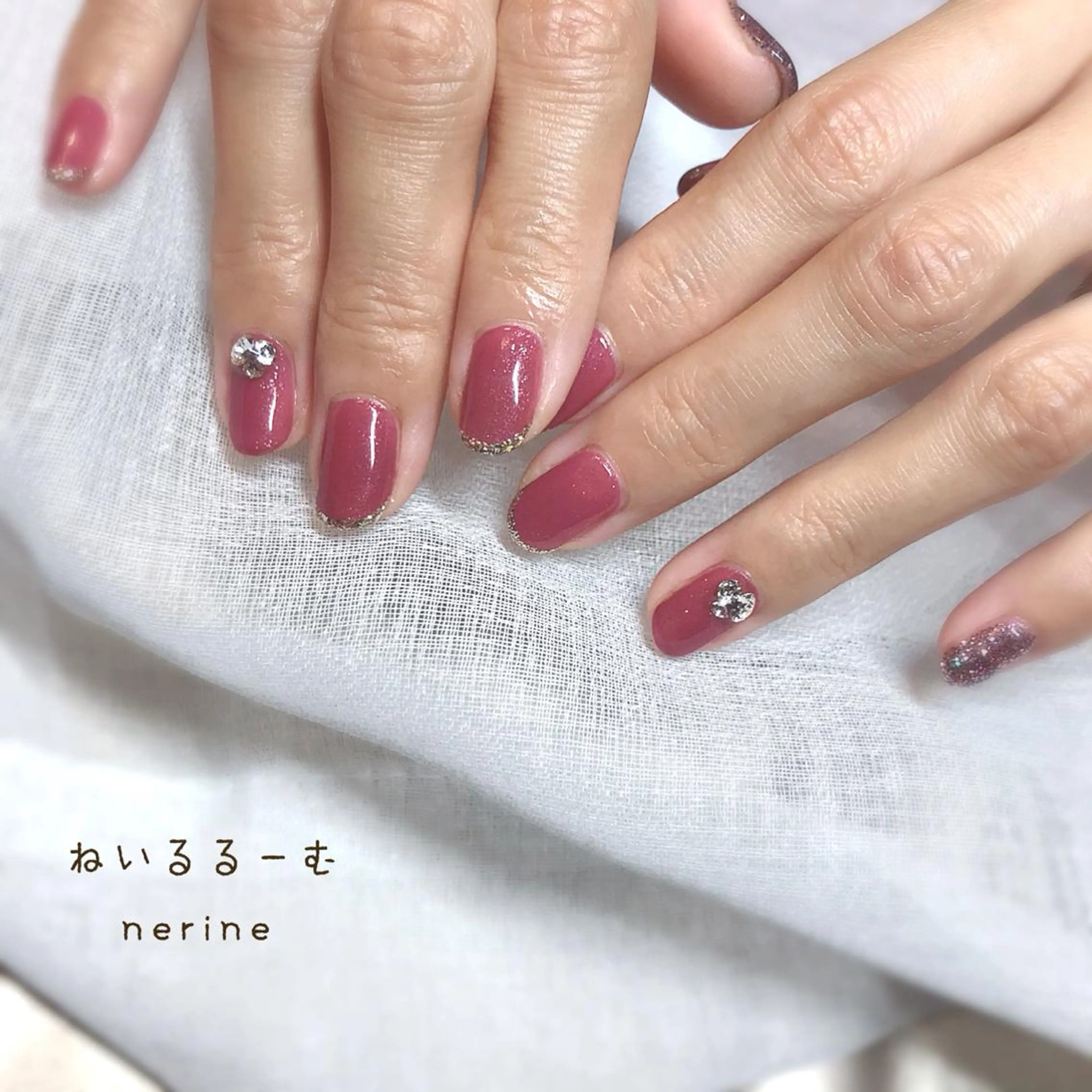 ネイル ジェルネイル NAILST Naomiのネイルデザイン