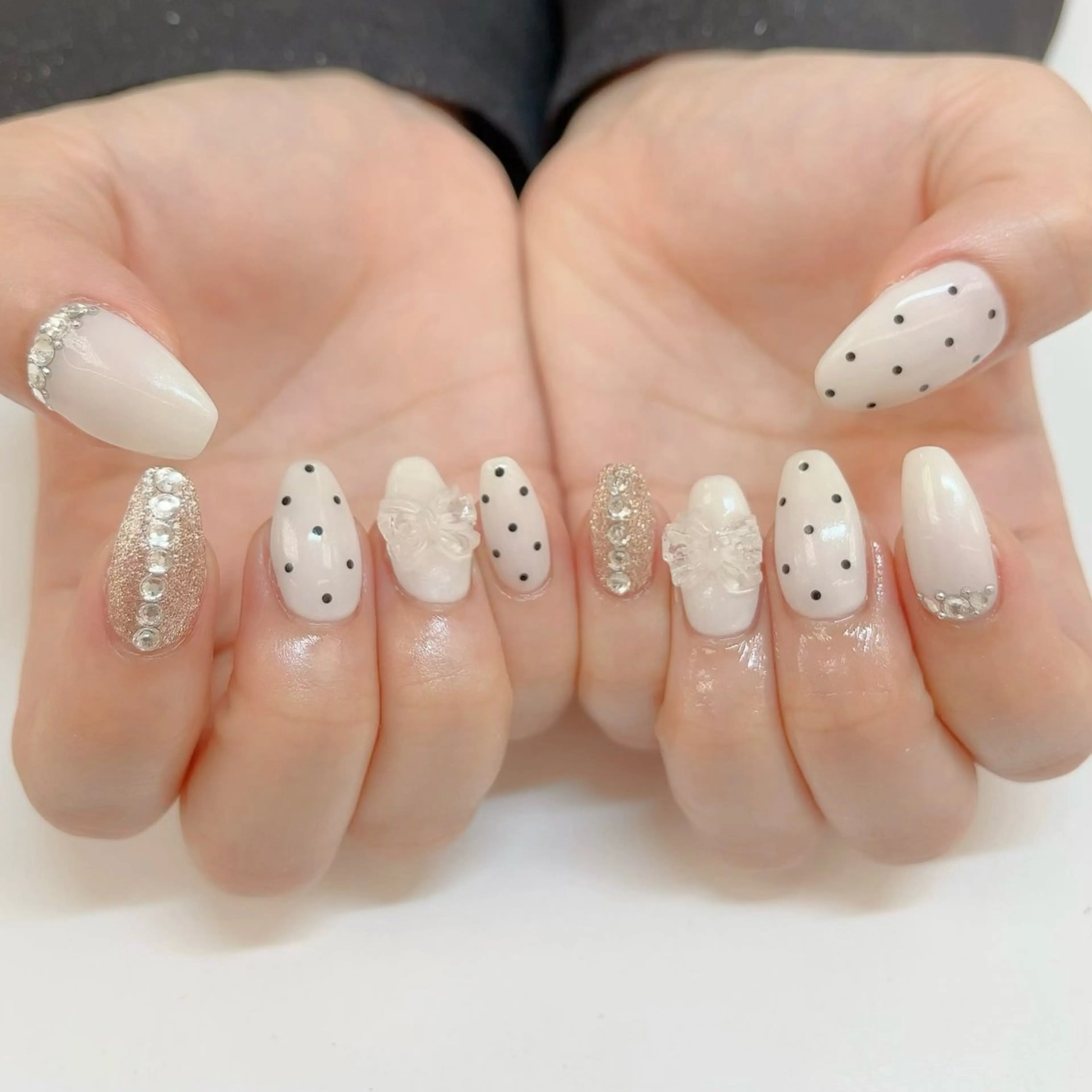 ネイル クリアネイル リボン ハンドネイル nailland♡ Airiのネイルデザイン