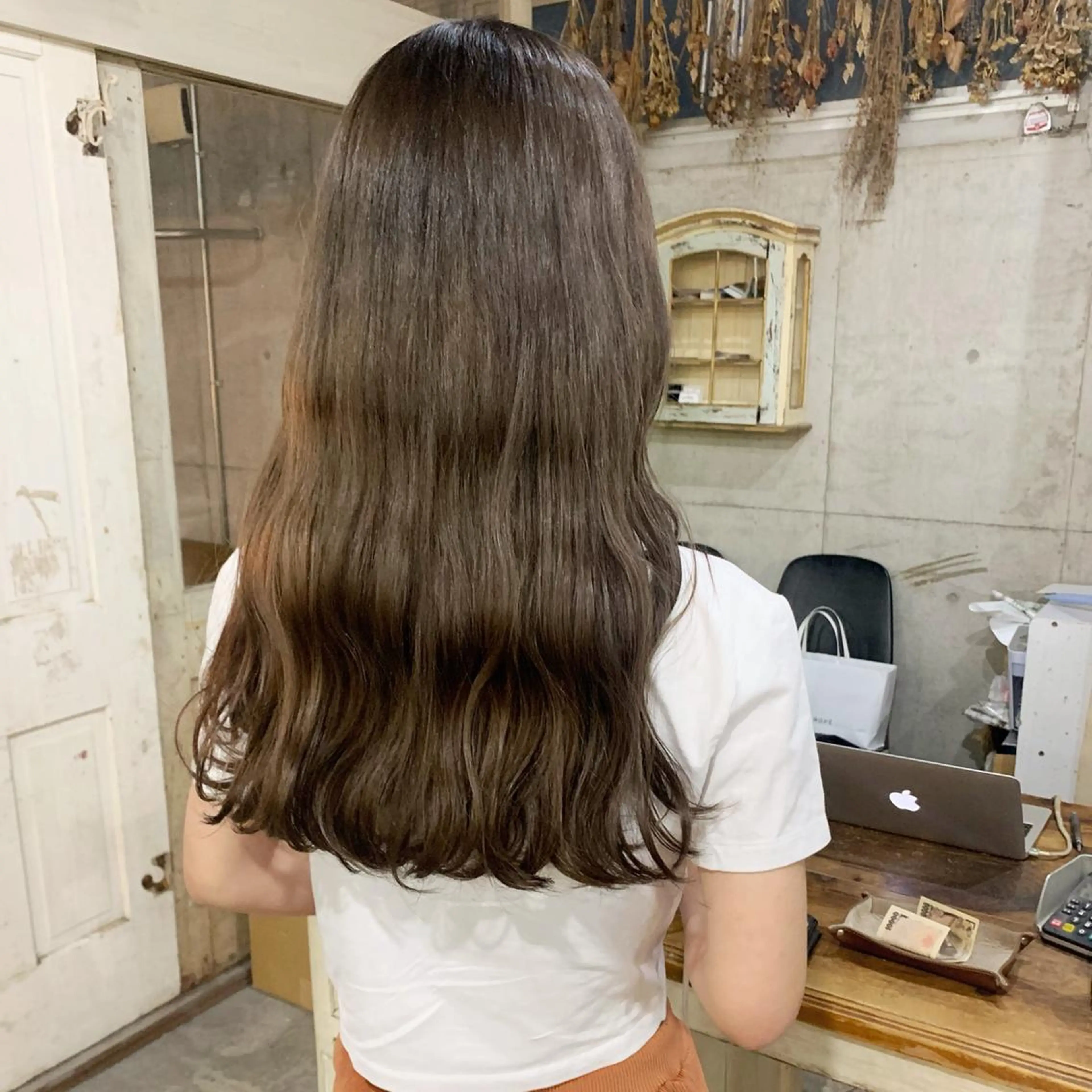 ロング カラー グレージュ kimika🥑 メンズ/髪質改善のヘアスタイル