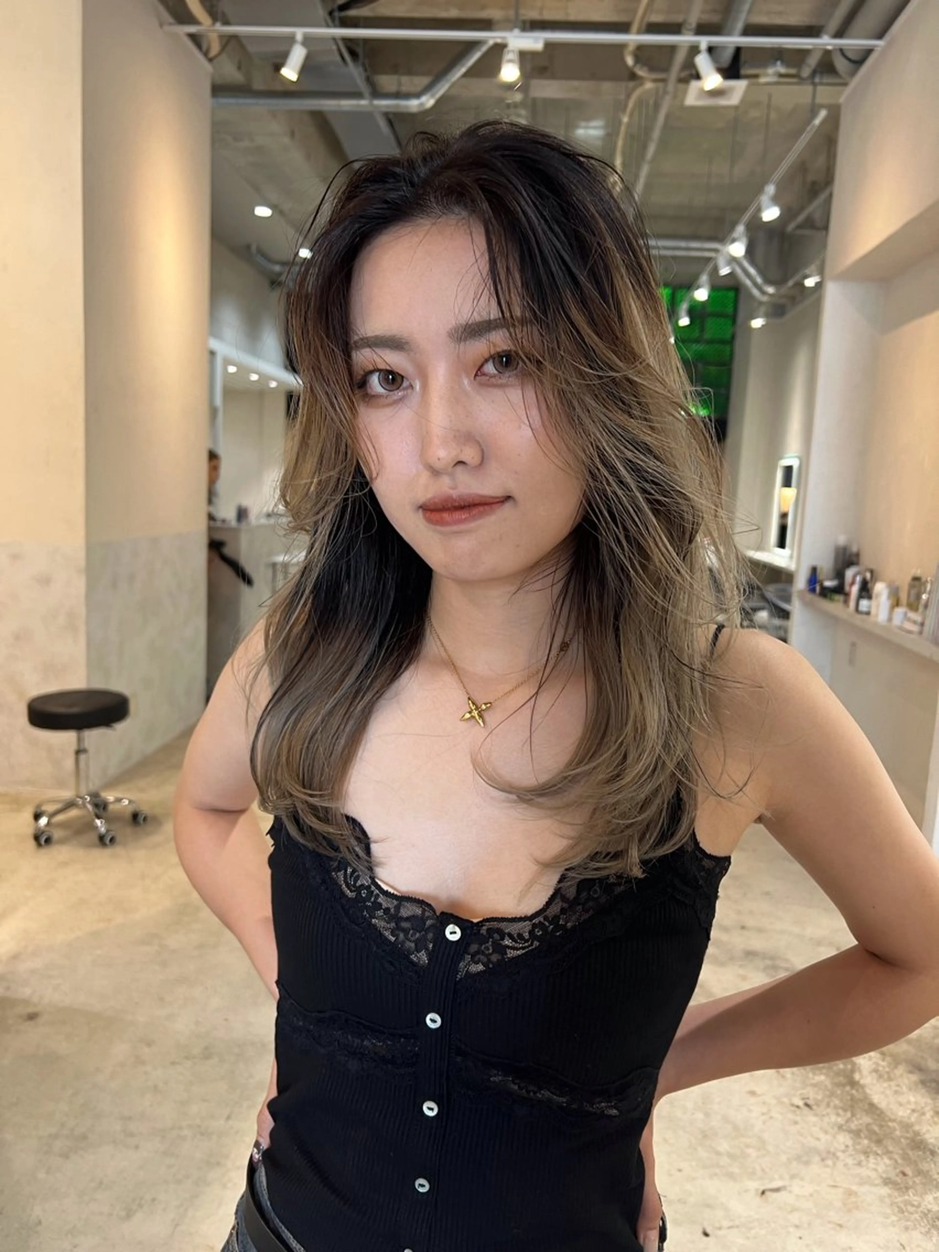 セミロング カット ヘアカラー トリートメント 【海外風カラー】 ⭐︎DEAN名駅店☆のヘアスタイル