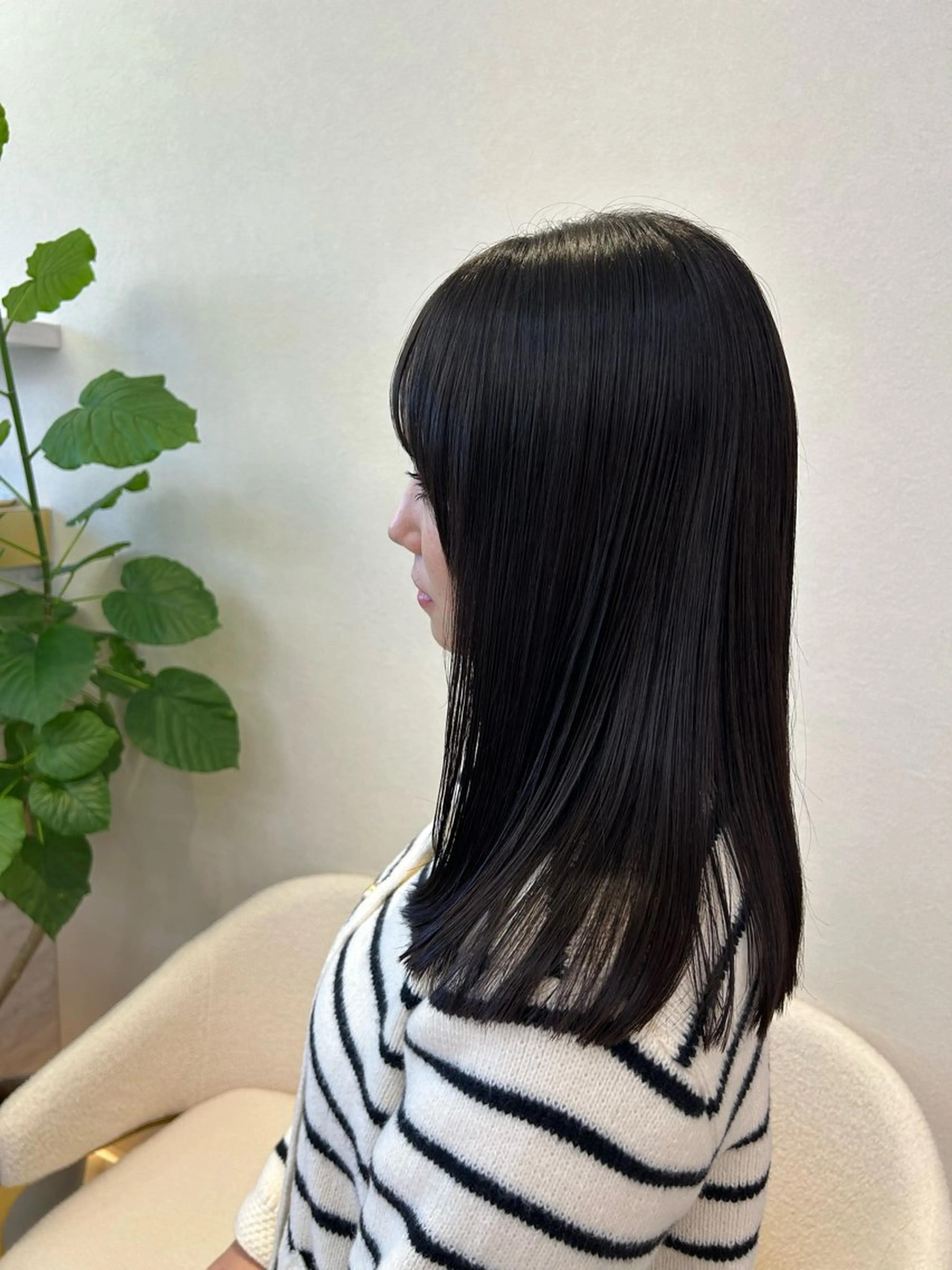 〈クセが気になる方におすすめ🤍〉酸性ストレートパーマ＋カット＋キューティクル補修トリートメント＋バブルエステ🫧の写真