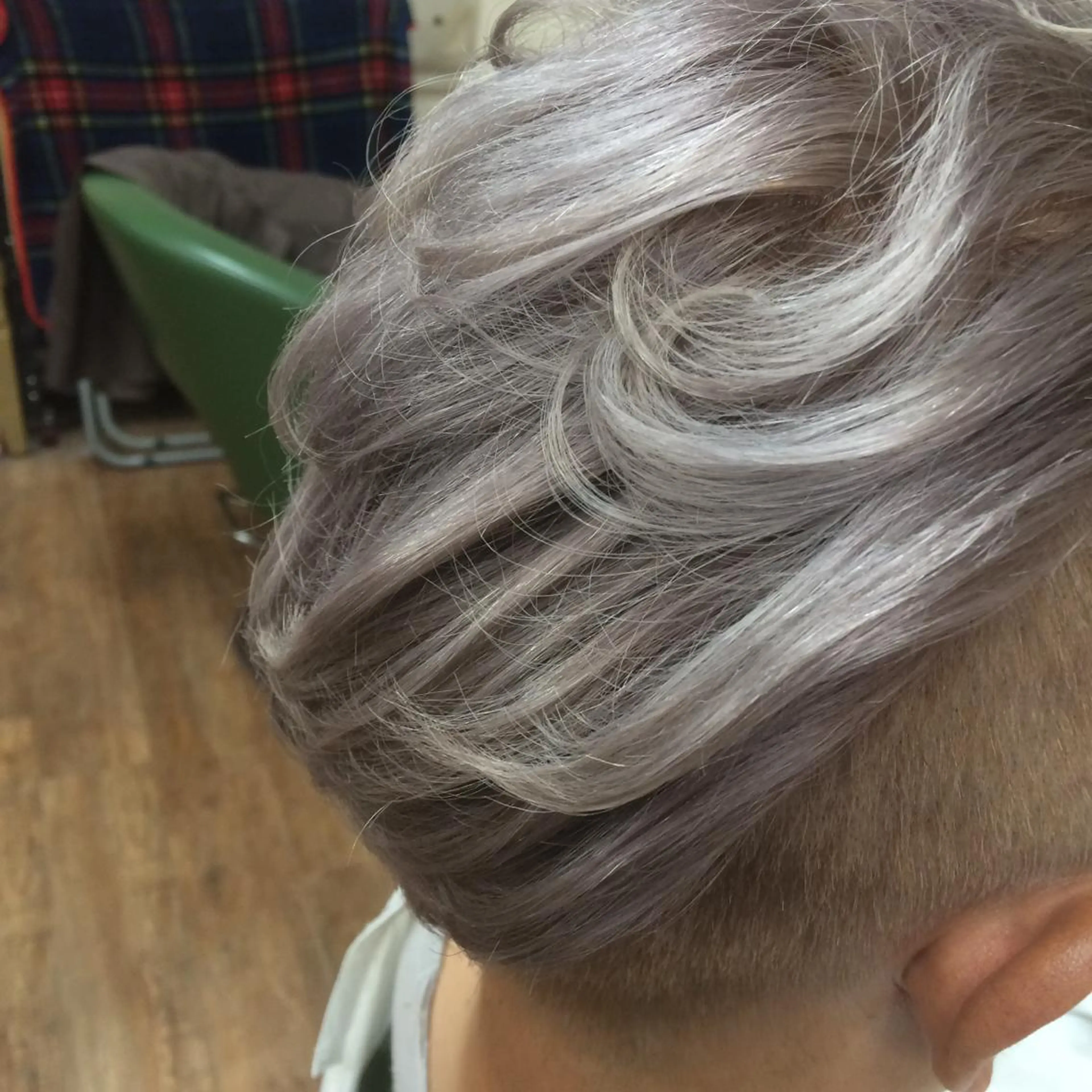 シルバーグラデーションヘアカラー+トリートメントの写真