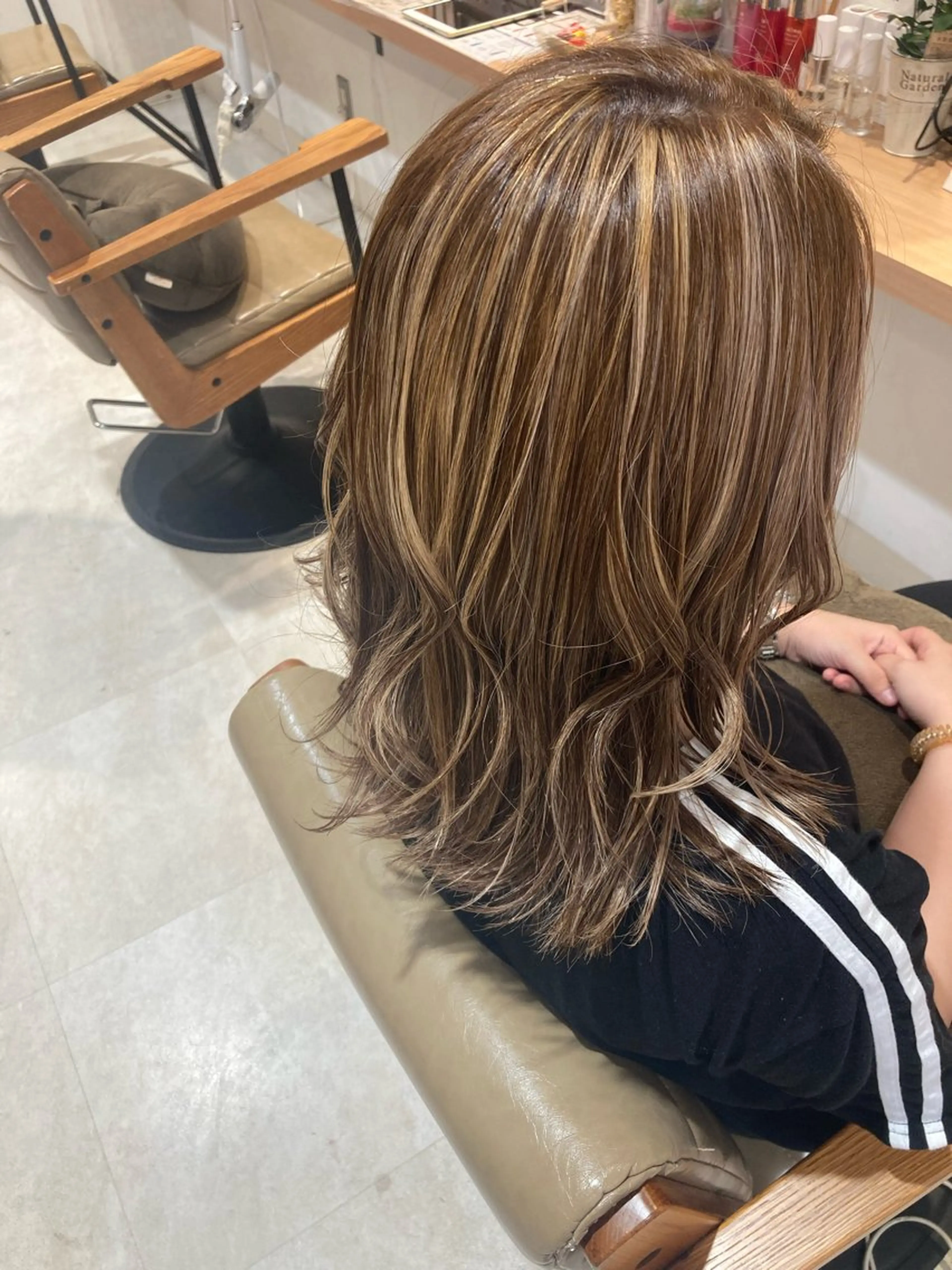 セミロング 艶カラー3850 まいのヘアスタイル