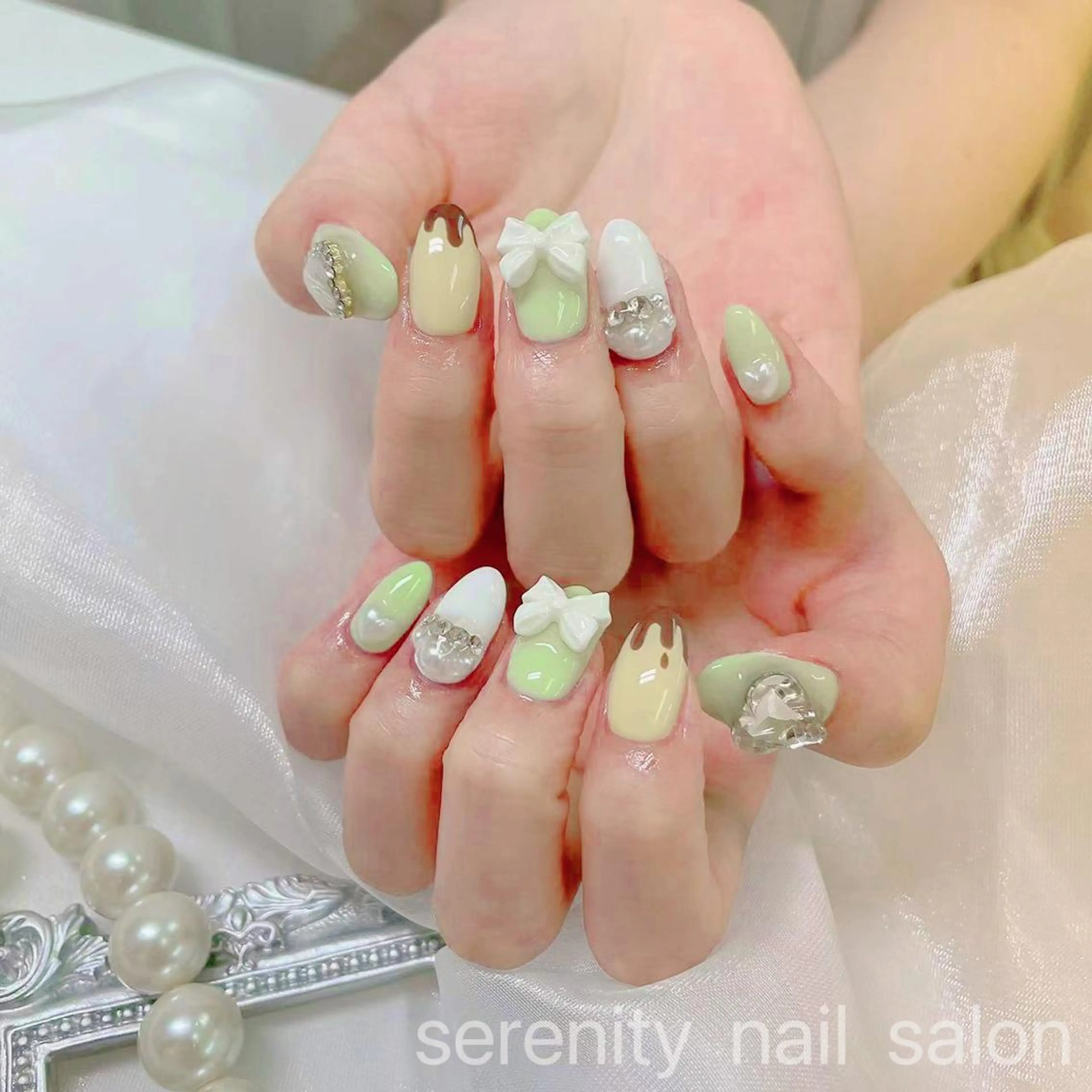 ネイル ハンドネイル ハンドケア ✨Serenity Nail salonのネイルデザイン