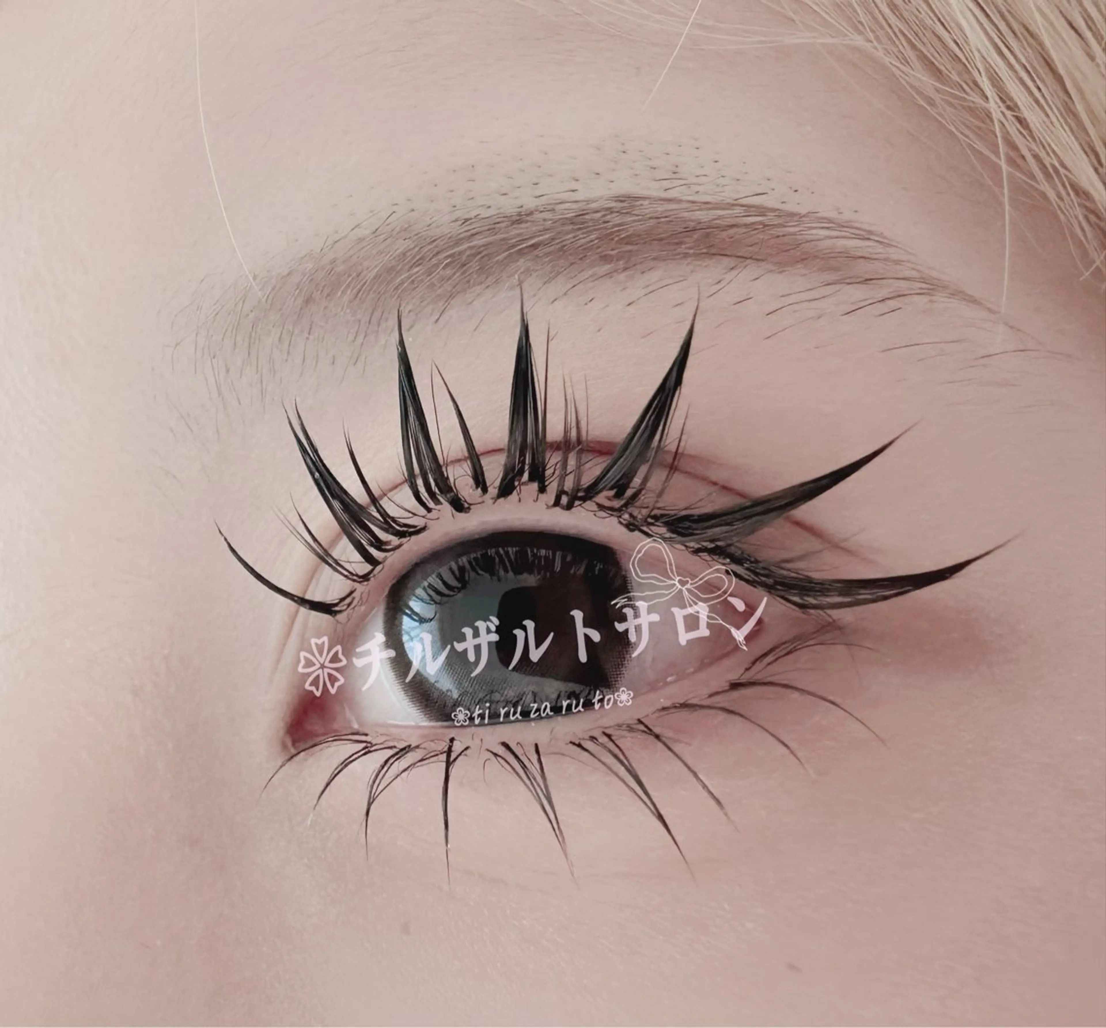 マツエク・マツパ フラットラッシュ ボリュームラッシュ ワンホンマツエク パリエク 専門💋レナのマツエク・マツパデザイン