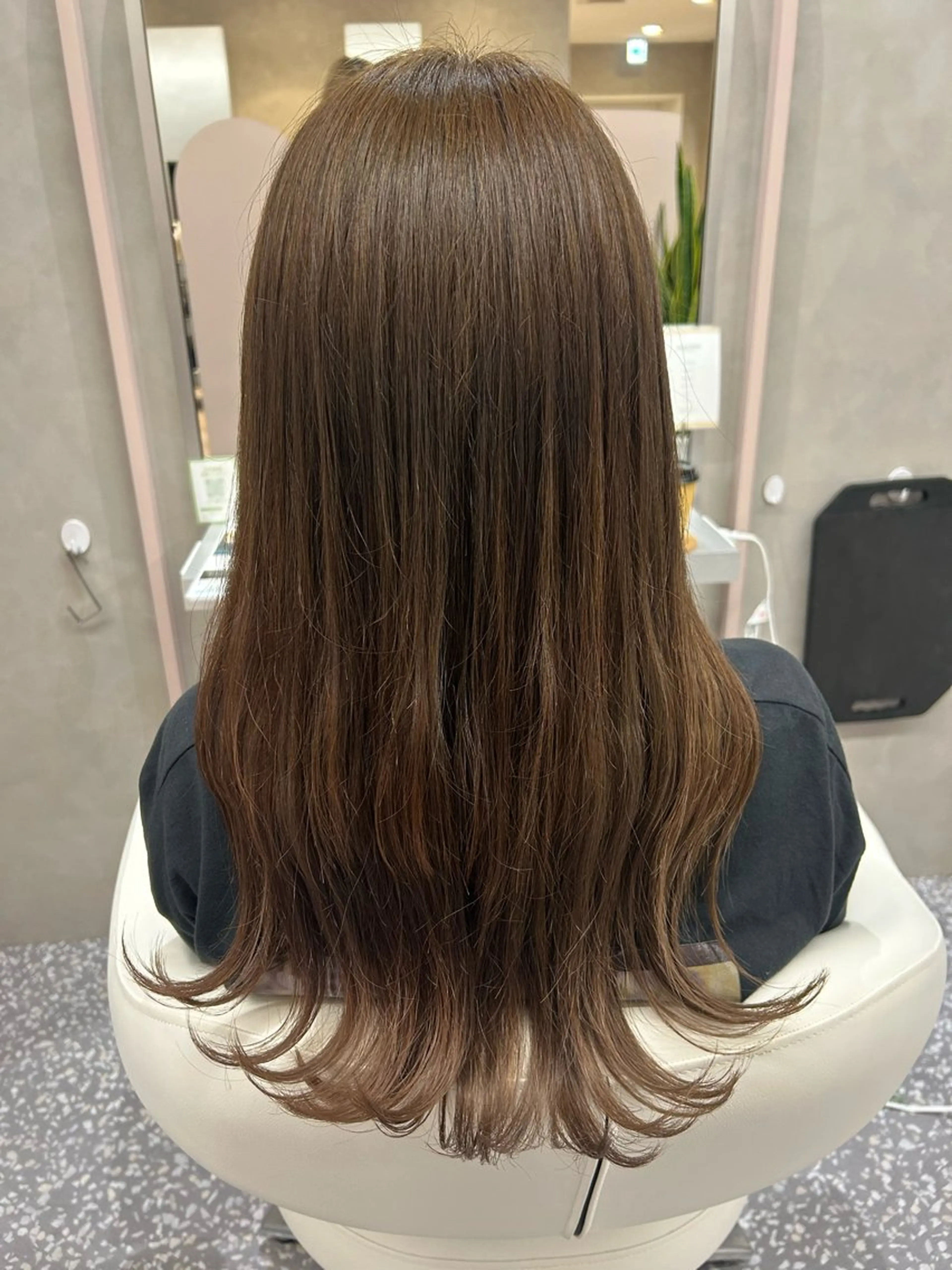 ロング 山田 来留未のヘアスタイル