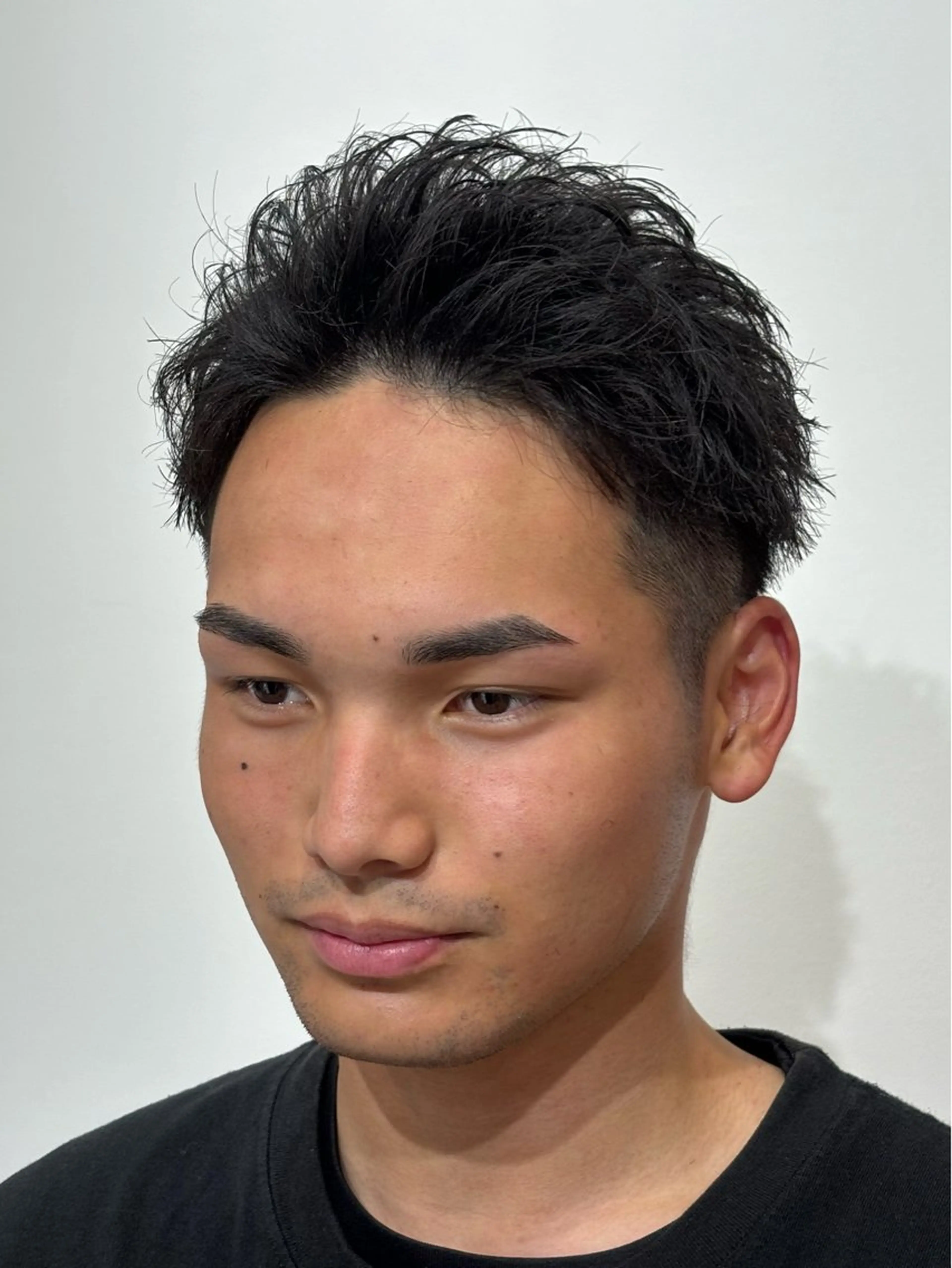 ショート メンズ メンズショート かきあげバング ショートヘア カット トリートメント 【店長】メンズ職人 短髪　ハイトーン🔥のヘアスタイル