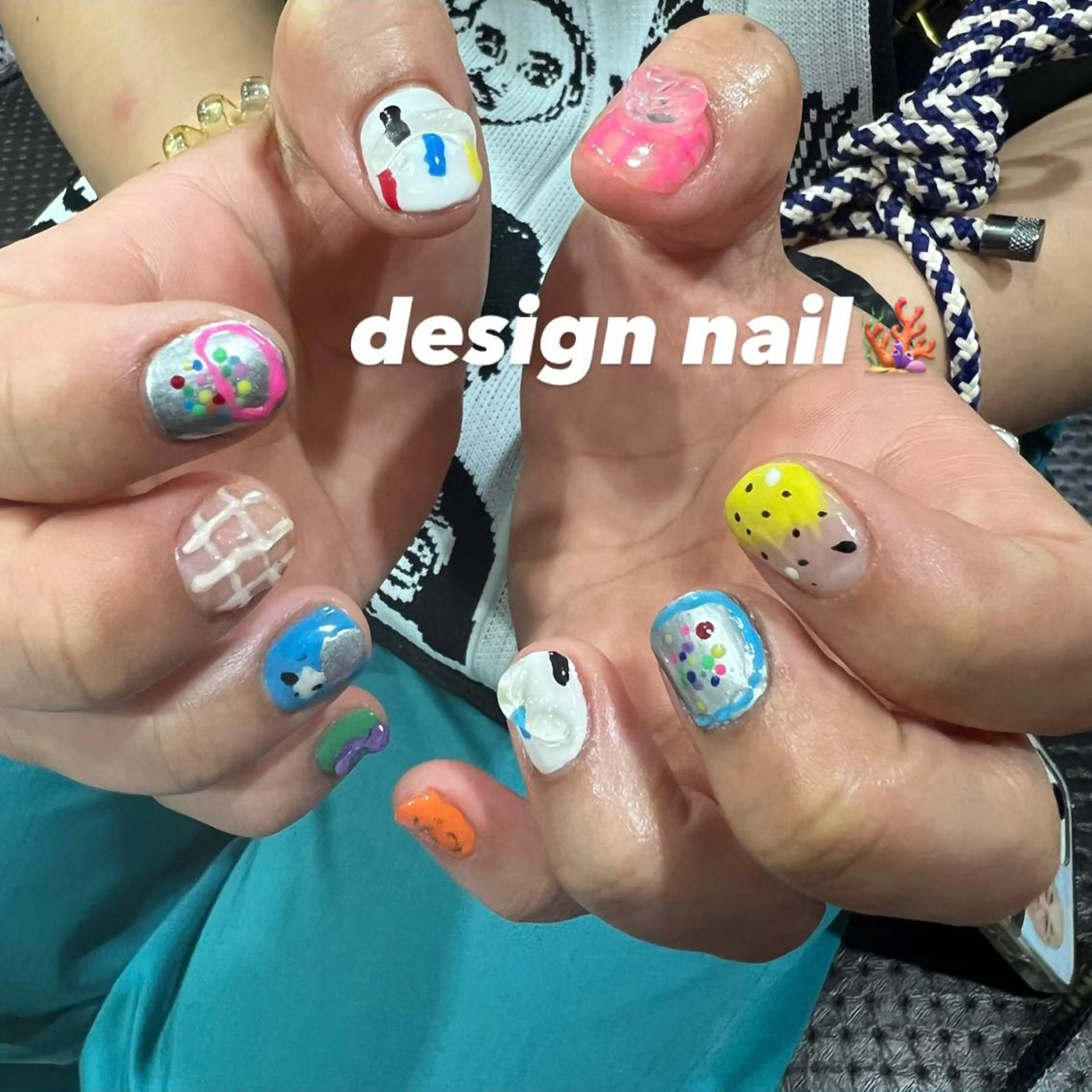 ネイル ジェルネイル ワンカラーネイル パラジェル 暖色ｶﾗｰ/ﾚｲﾔｰ ｶｯﾄ/Yunaのヘアスタイル