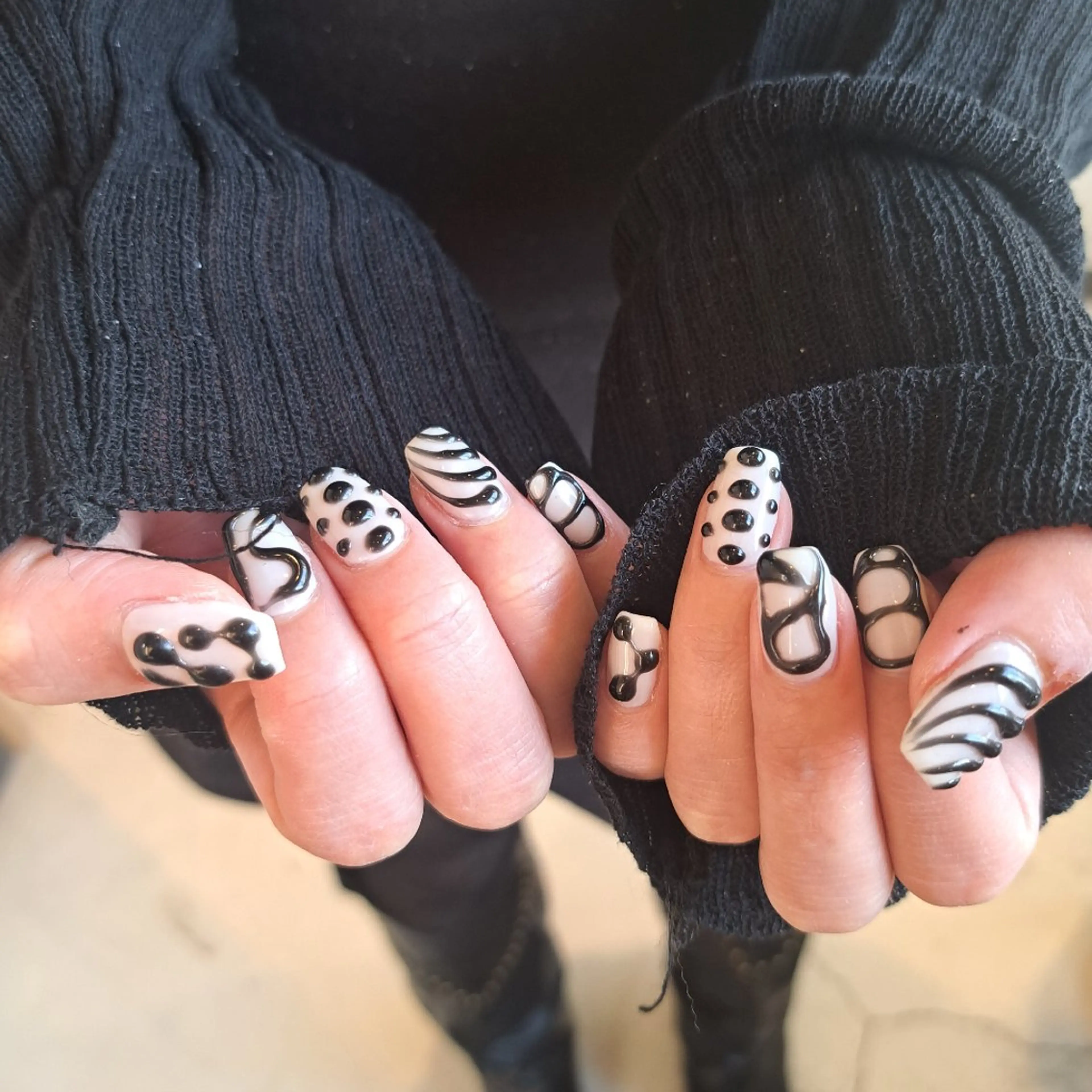 ネイル アートネイル ジェルネイル 持ち込み ぷっくりネイル Nail mood /アートし放題のネイルデザイン