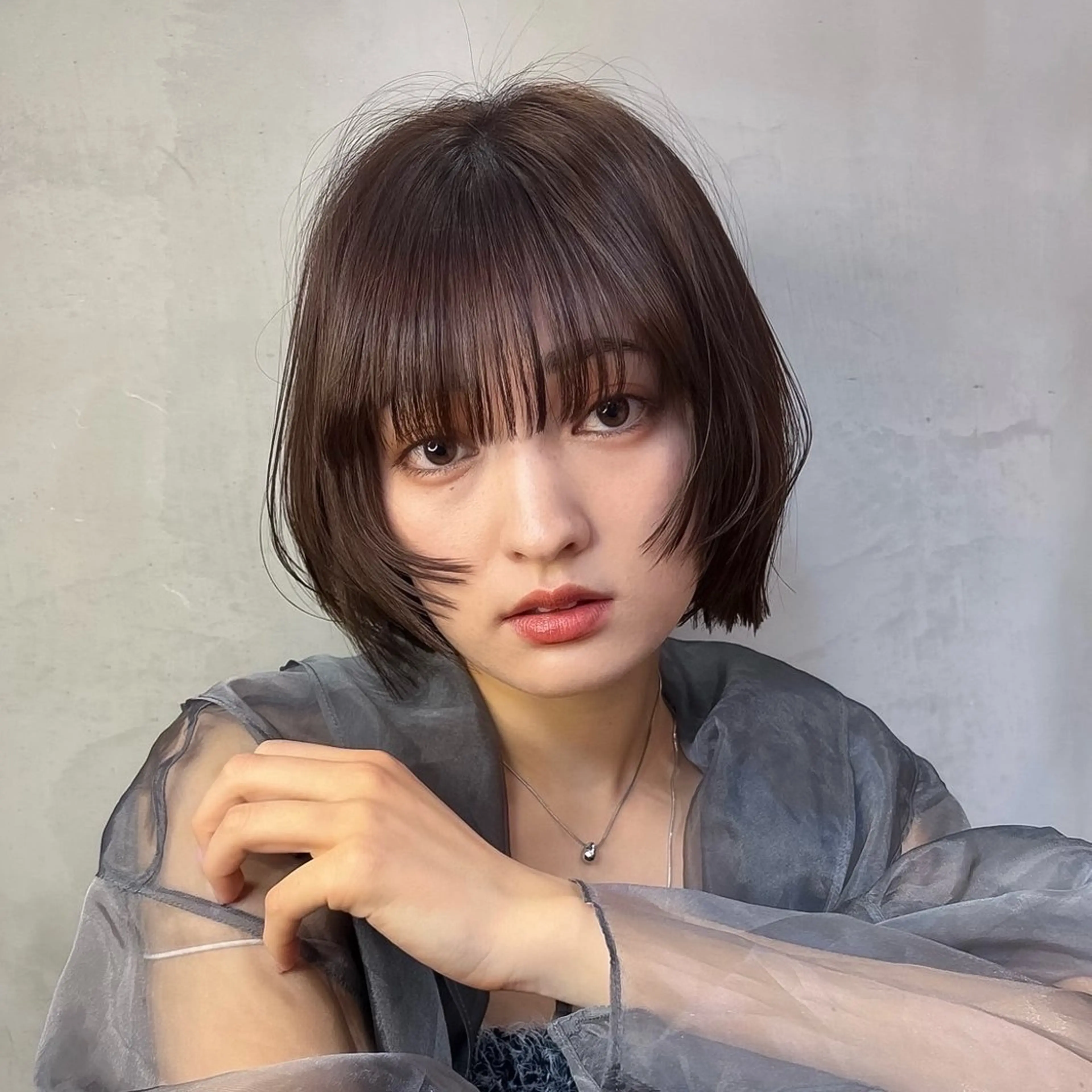 ミディアム レイヤーカット 小顔カット カット ヘアカラー トリートメント 🤍aimi🤍 ウルフ/韓国ヘアのヘアスタイル