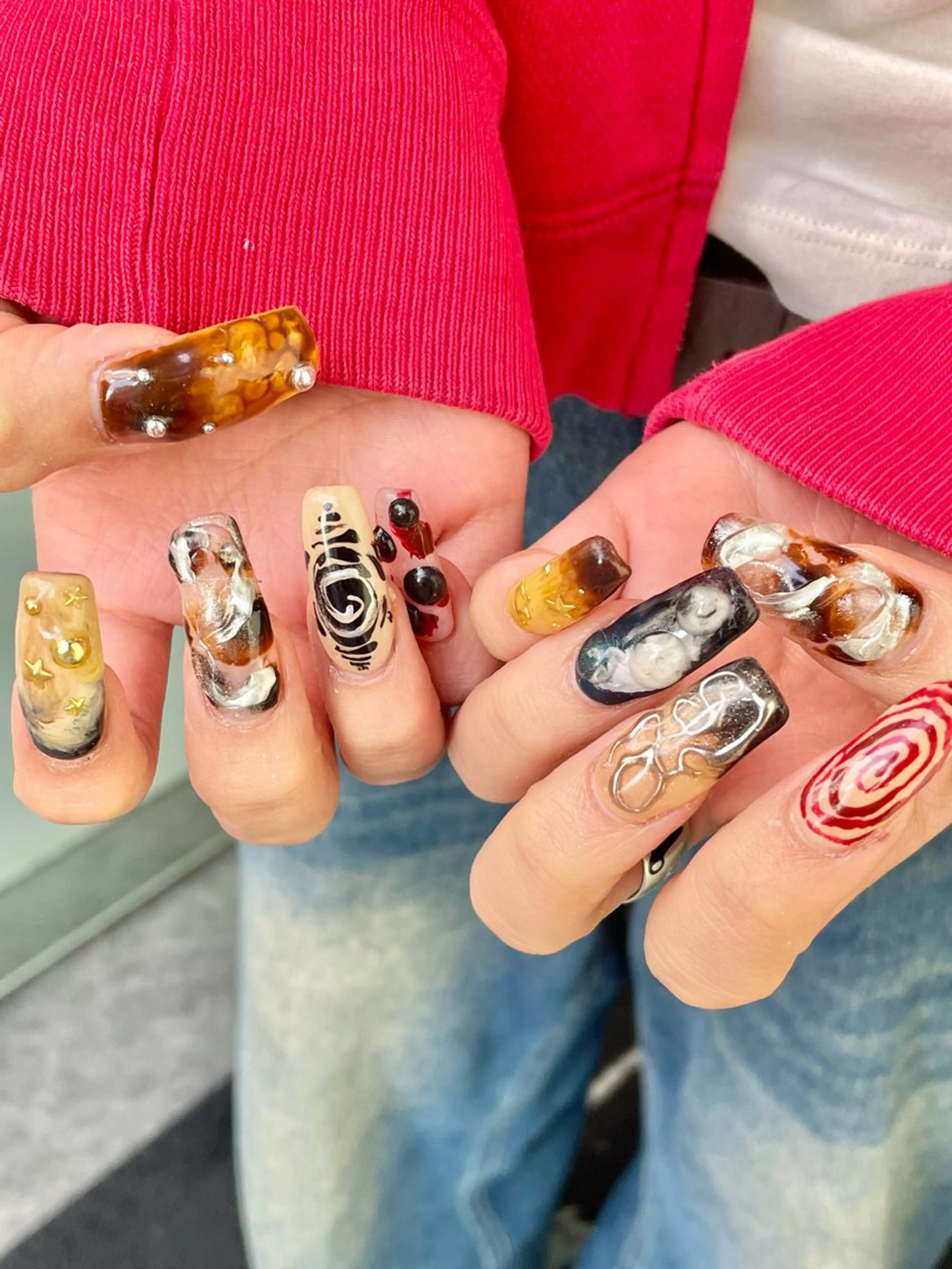 ネイル 🎀ボブ＋ハイトーン シュカ👶🏻のヘアスタイル