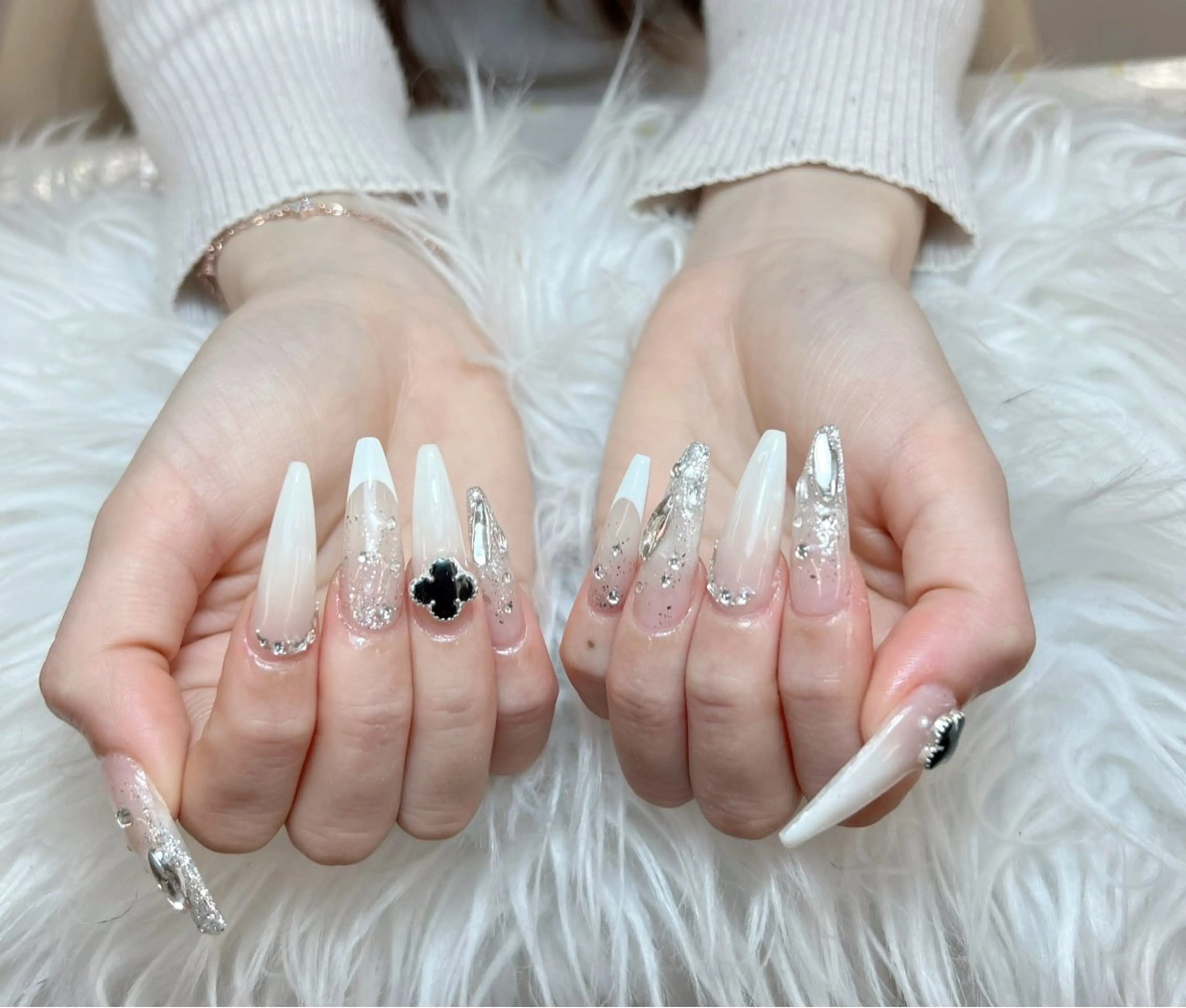 ネイル anh nail anne🤍のネイルデザイン