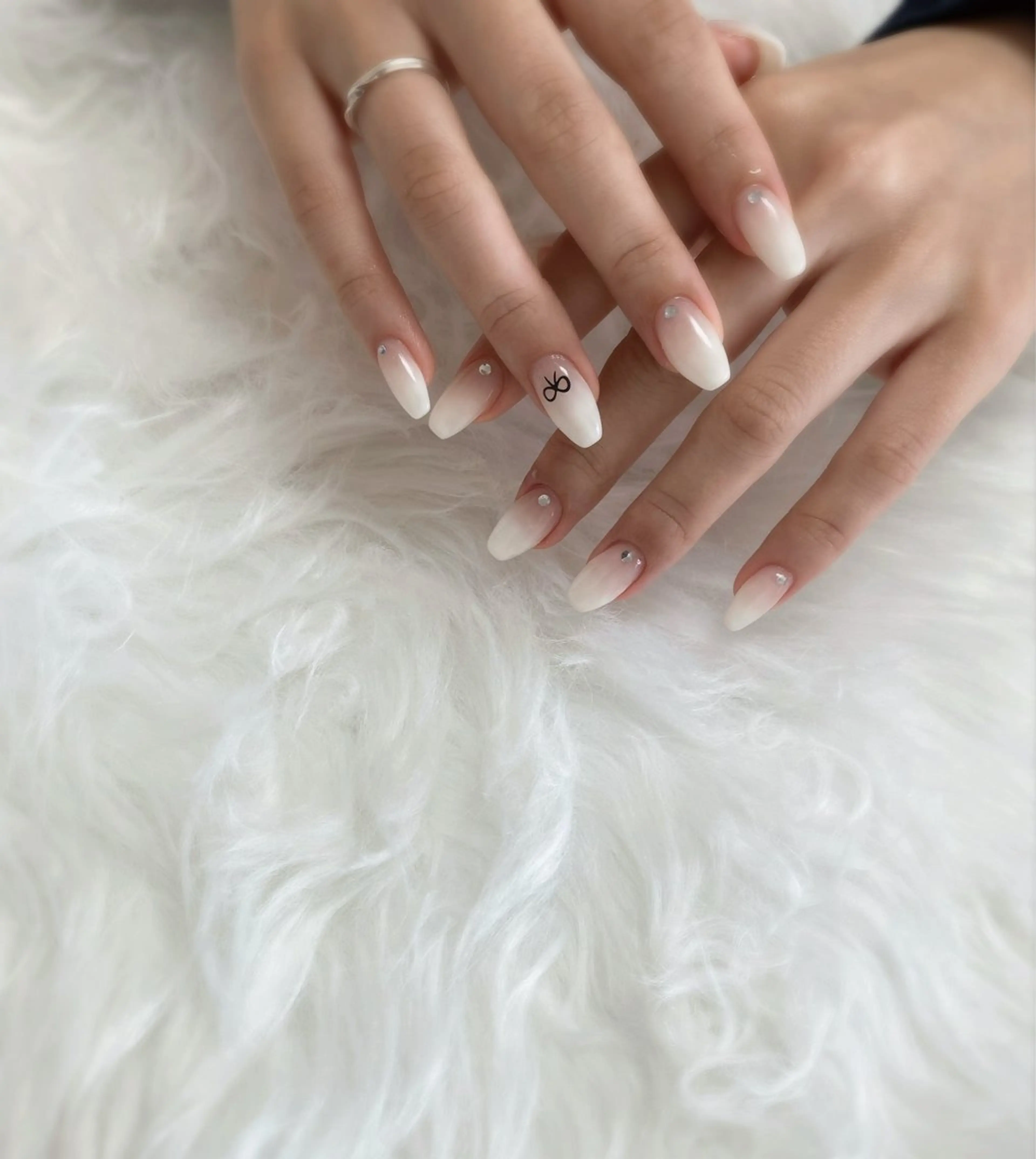 ネイル ハンドネイル ESPOIR Ｎのネイルデザイン