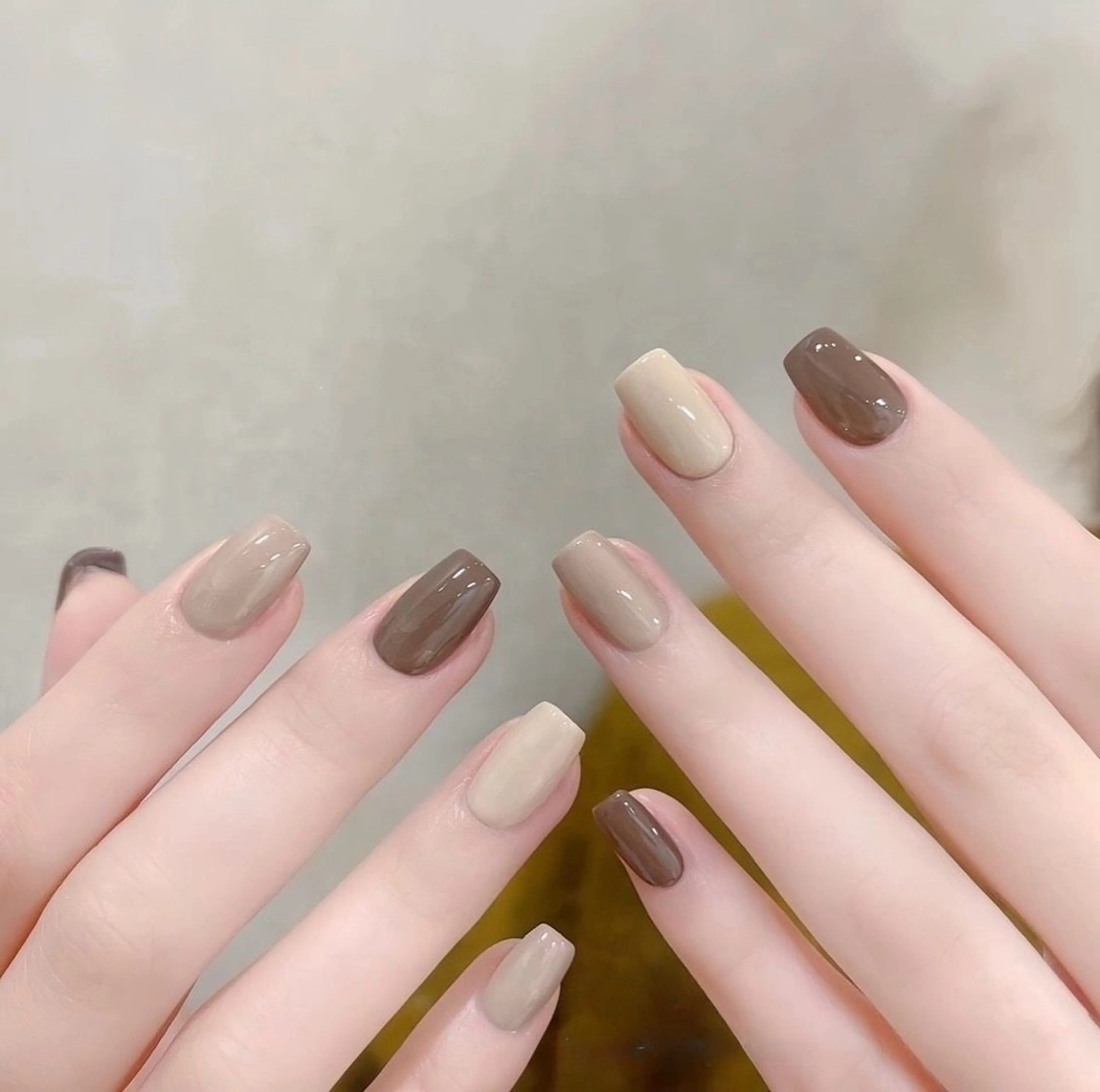 ネイル 長さ出し フレンチネイル グラデーション 卒業式 マグネットネイル ハンドネイル MIHANA NAILのネイルデザイン