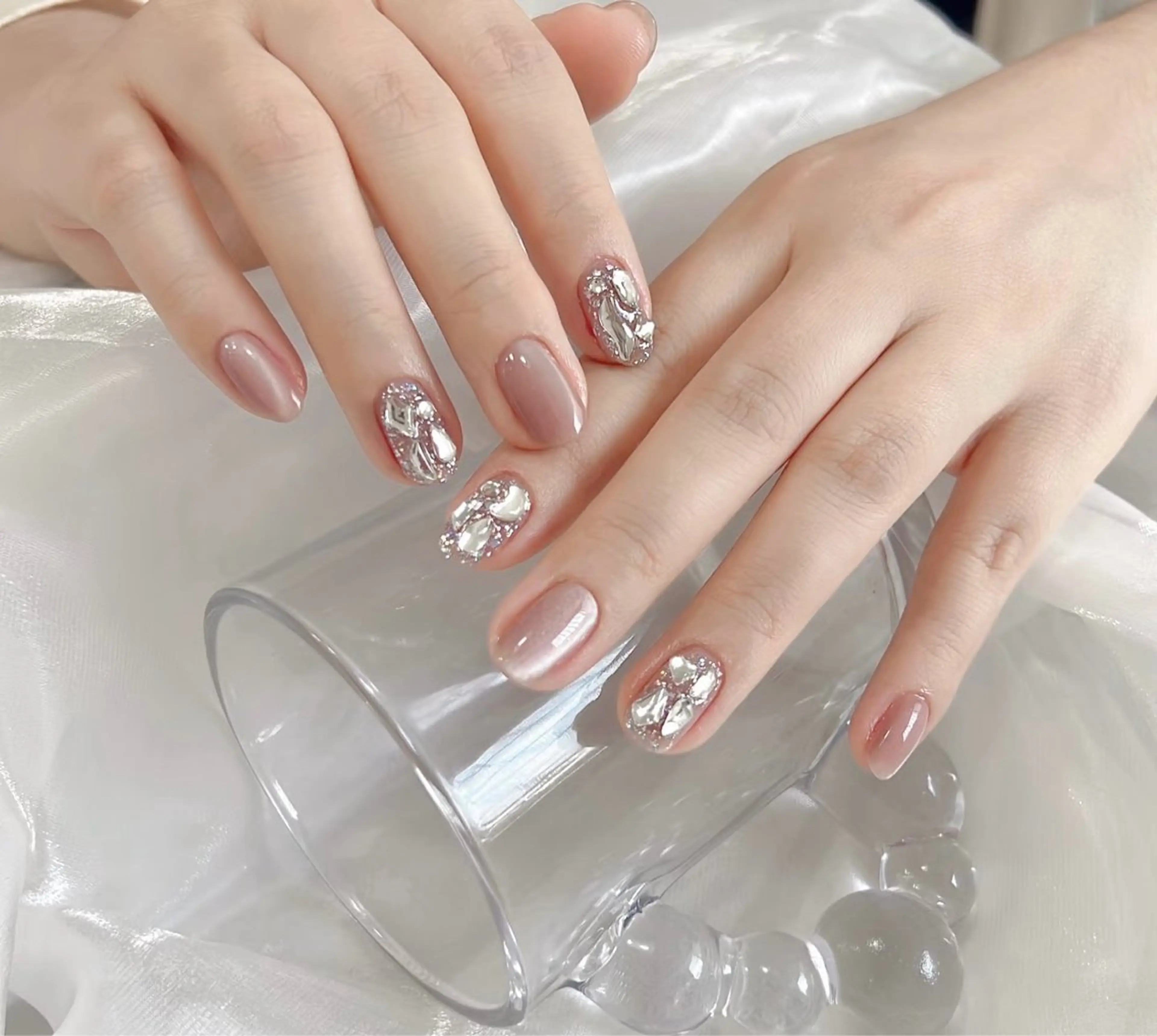 ショート ハンドネイル Liora nail 1のネイルデザイン