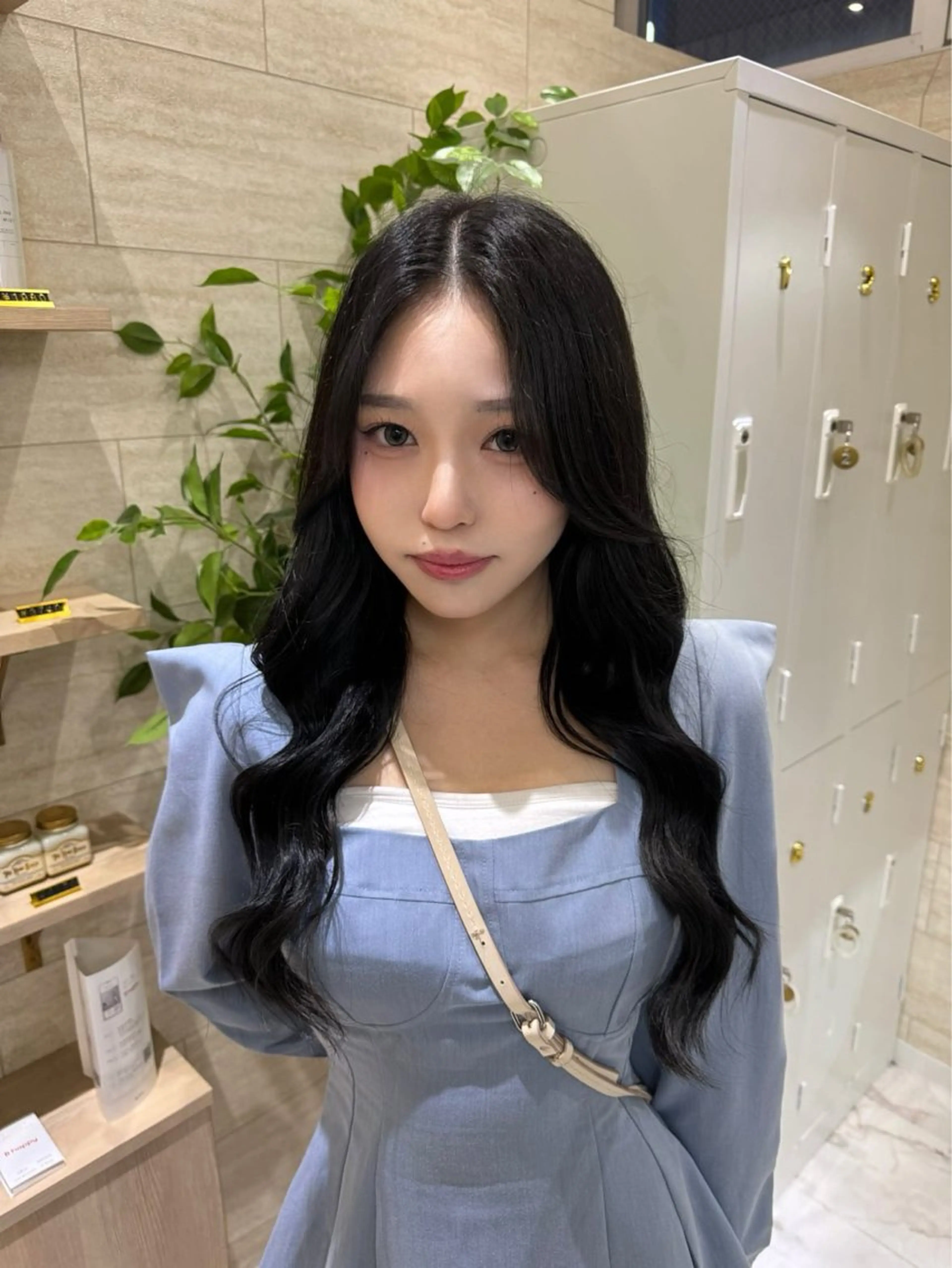 ✨️小顔カット+ 髪質改善inケアカラー+クイックtr✨️の写真