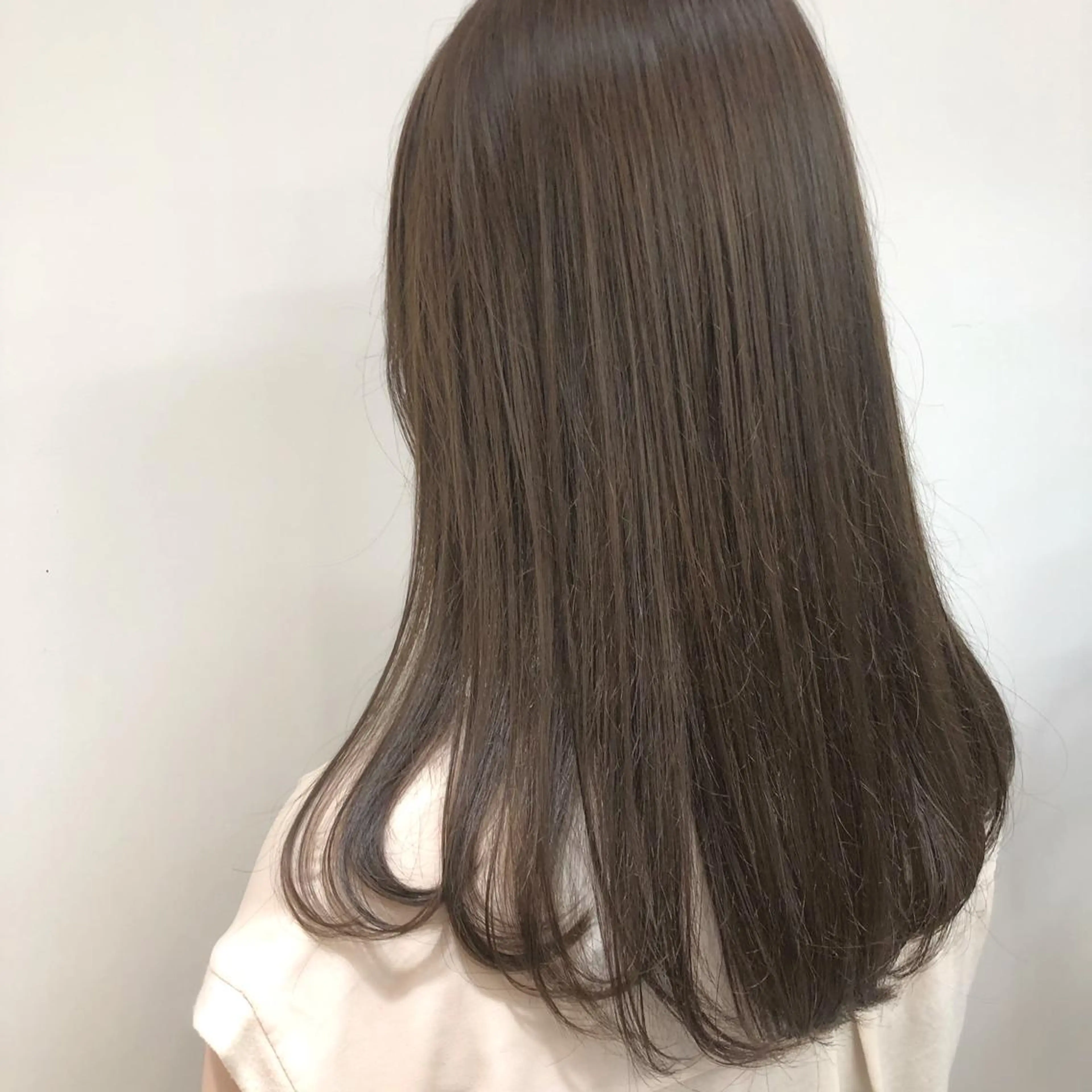 ロング カラー ヘアアレンジ Zina 銀座中央通り所属・Yuki☃️美容師/ 耳ツボジュエリーのヘアスタイル