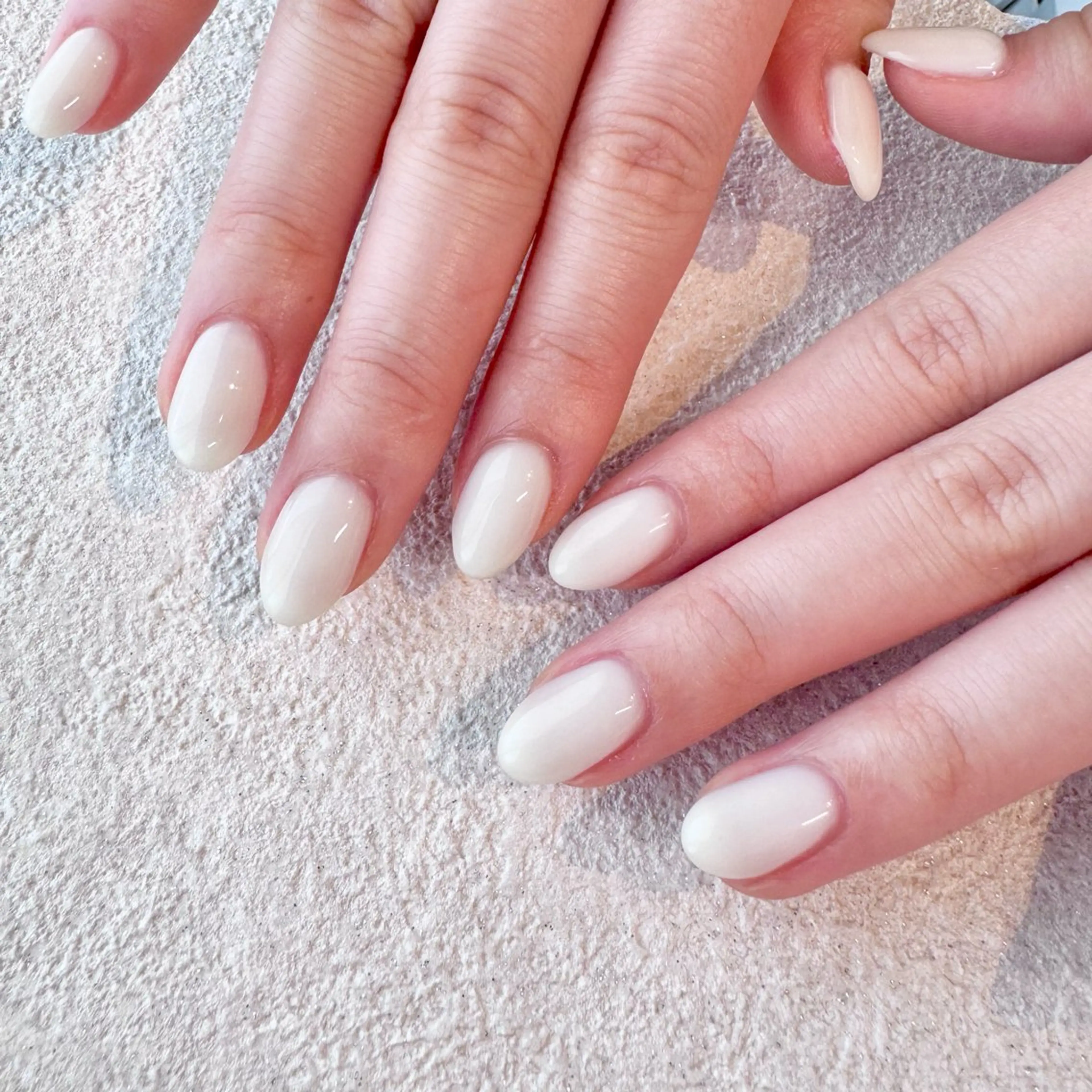 ネイル ワンカラーネイル ハンドネイル nail salon e'mu💐のネイルデザイン