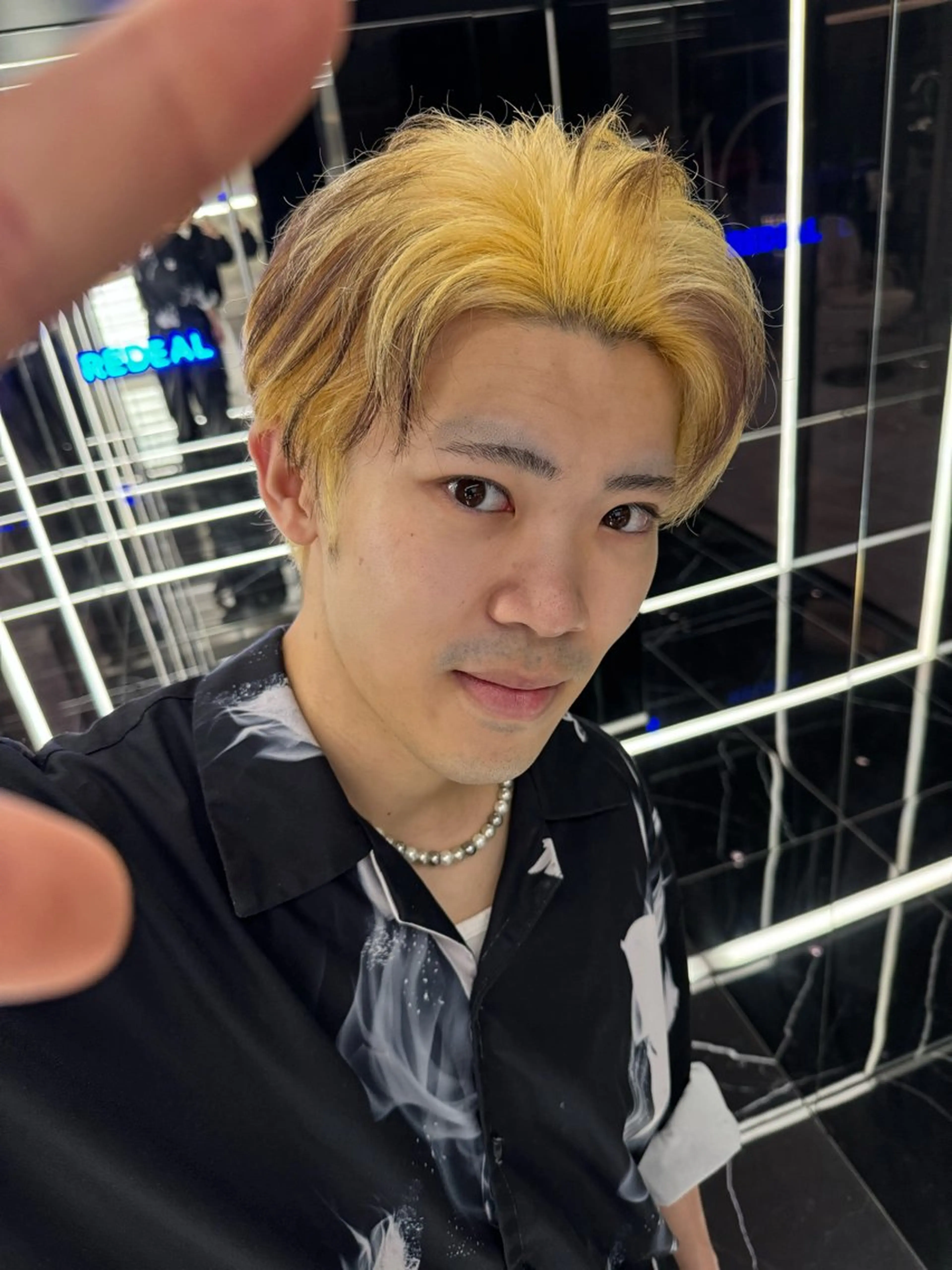 りょうへい/ 全頭ブリーチ/渋谷のヘアスタイル