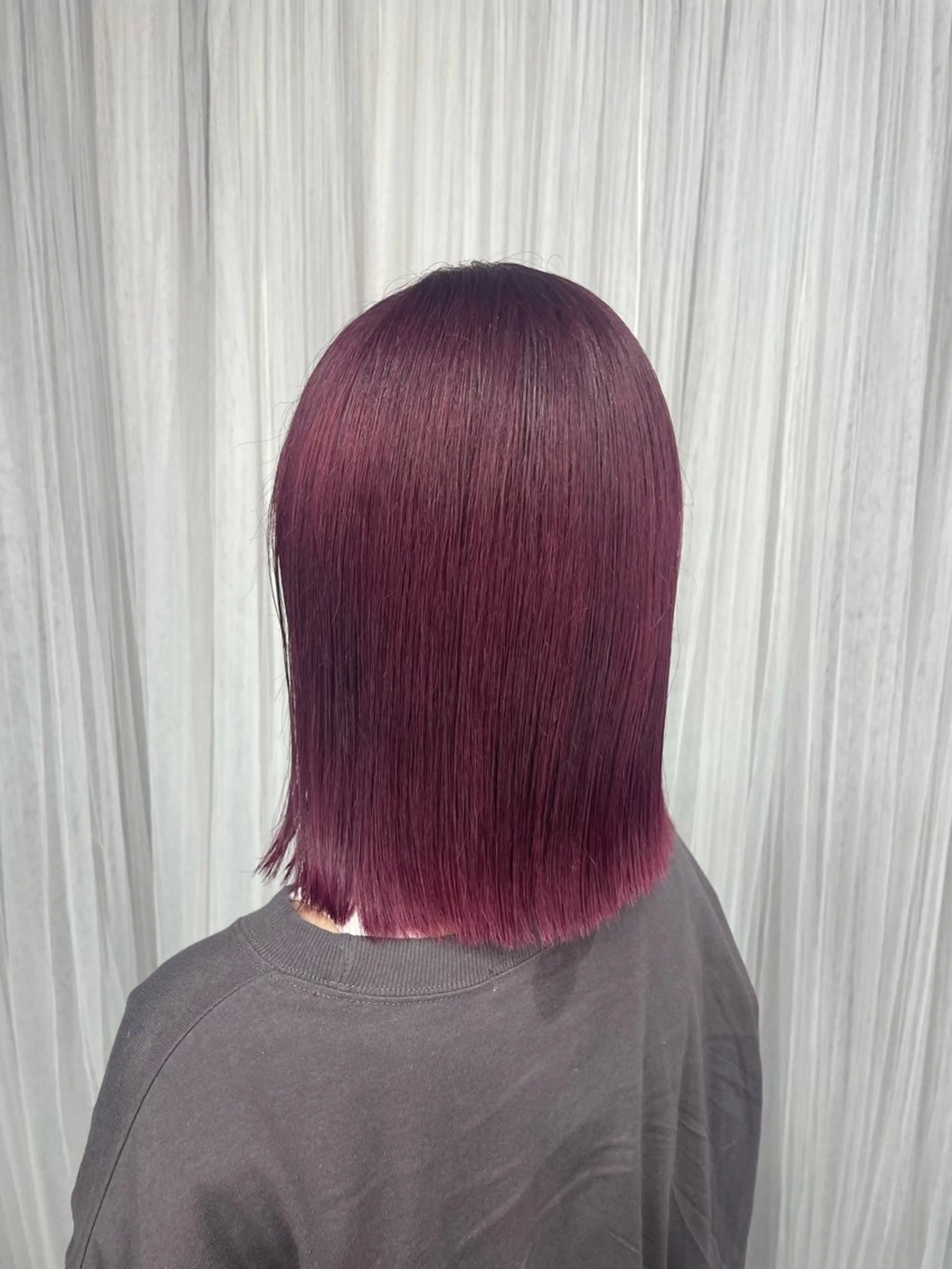 ミディアム カット ヘアカラー トリートメント 手塚 由佳のヘアスタイル