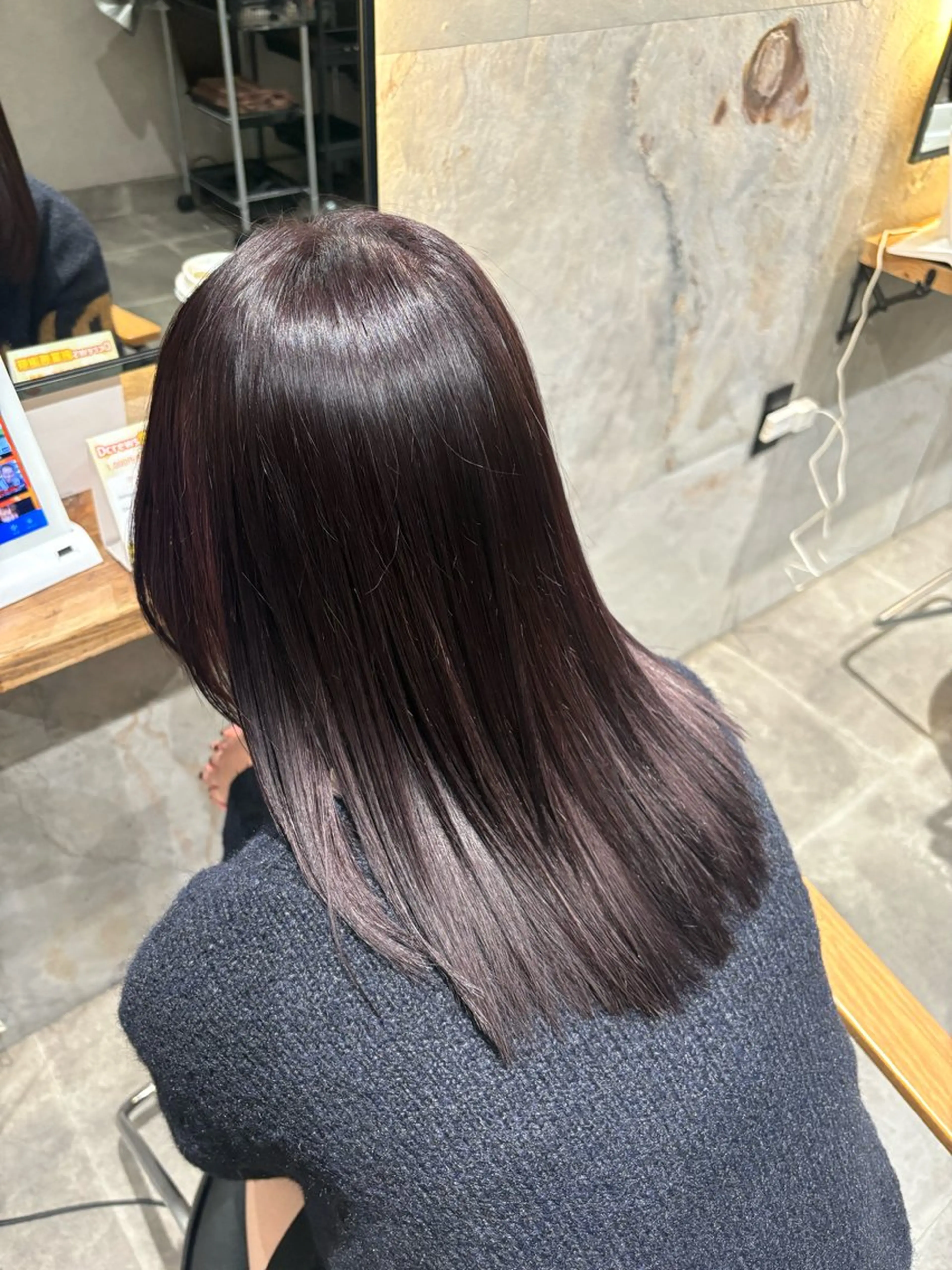 セミロング カラー トリートメント Lafith hair SHIN 大分店所属・Lafith ミネオアリサのヘアスタイル