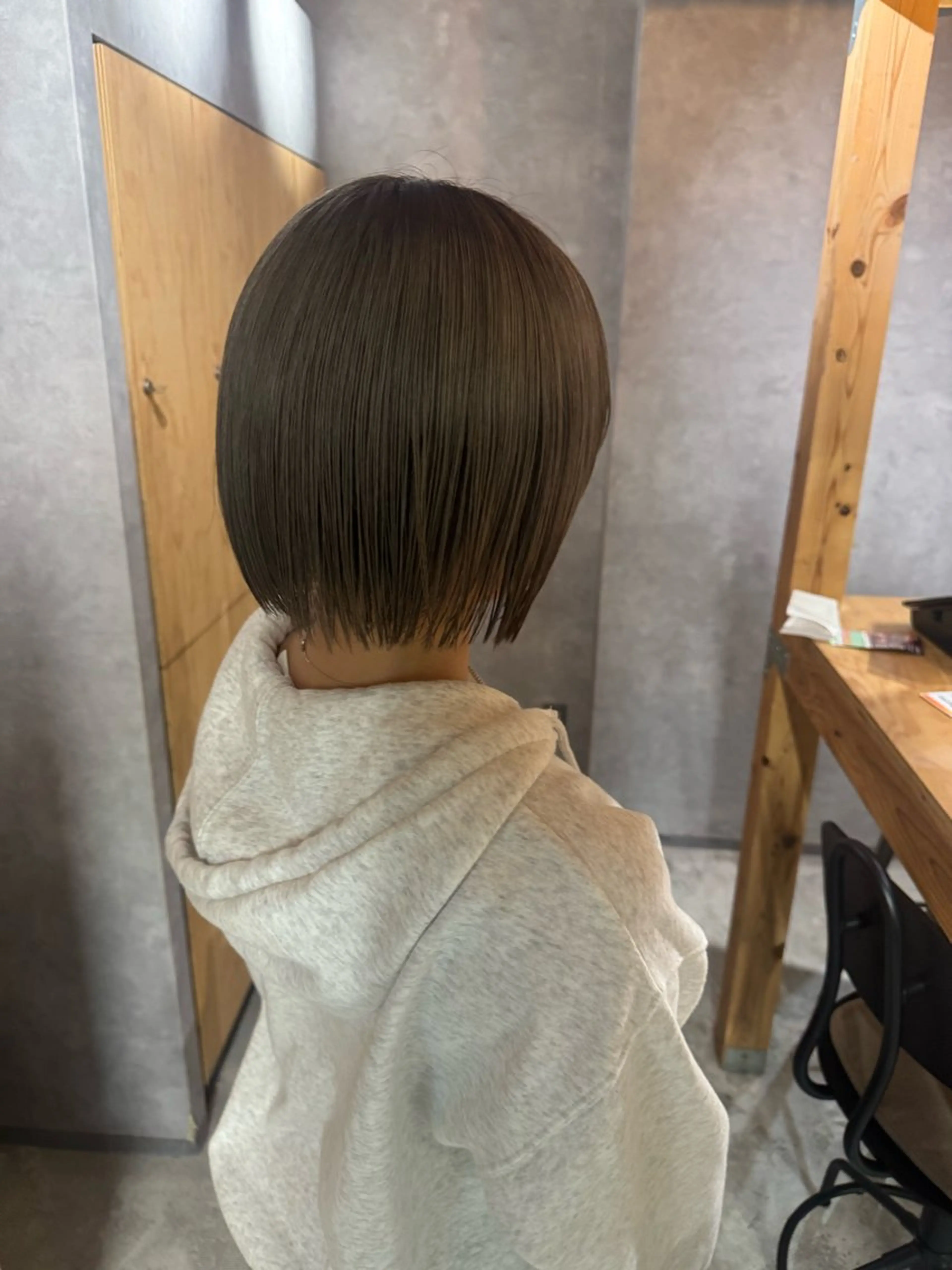 カラー lit［リット］所属・大西 翔のヘアスタイル