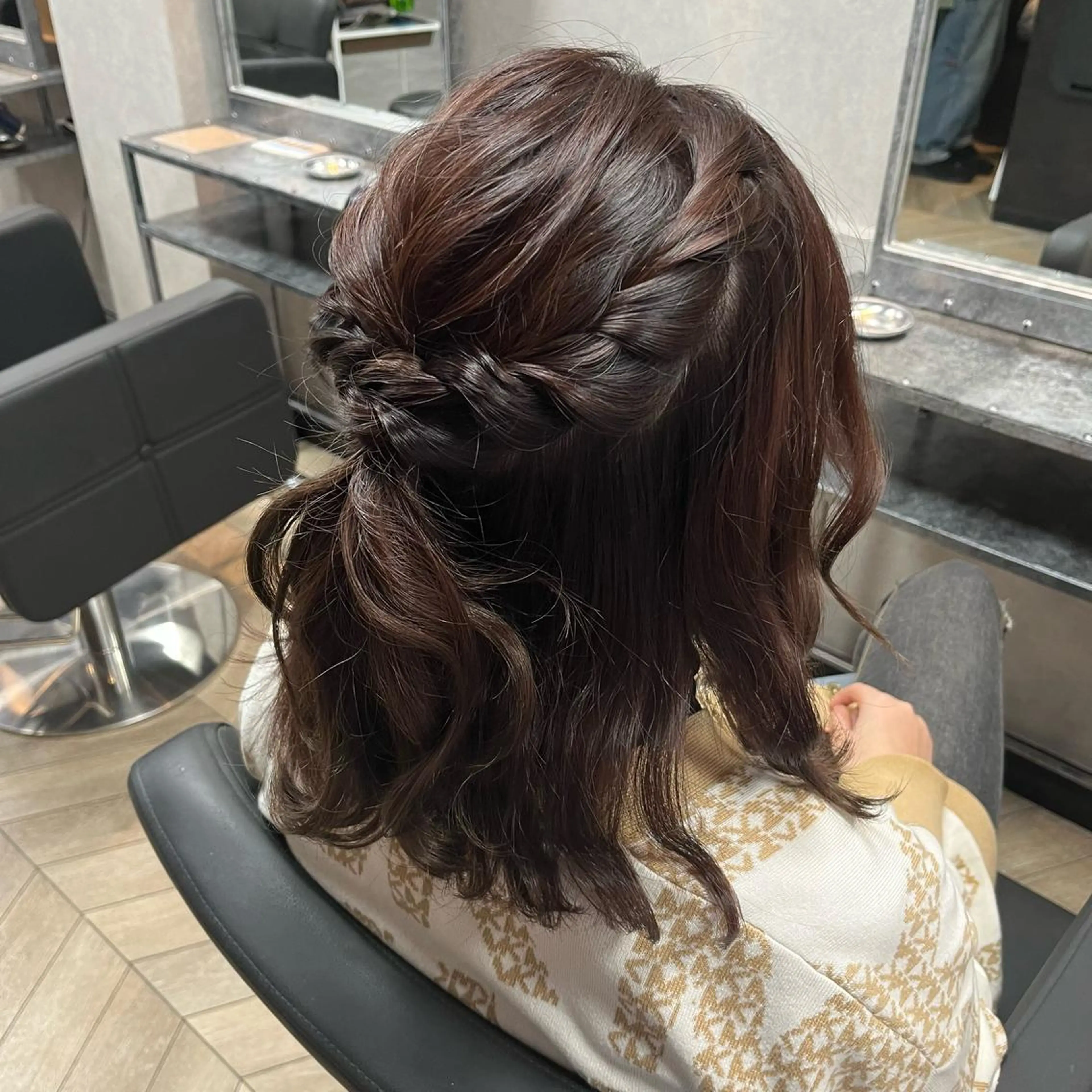 ミディアム カラー ヘアアレンジ est hair 池袋西口店所属・😈派手髪/ 地雷系 /　KALIN😈のヘアスタイル