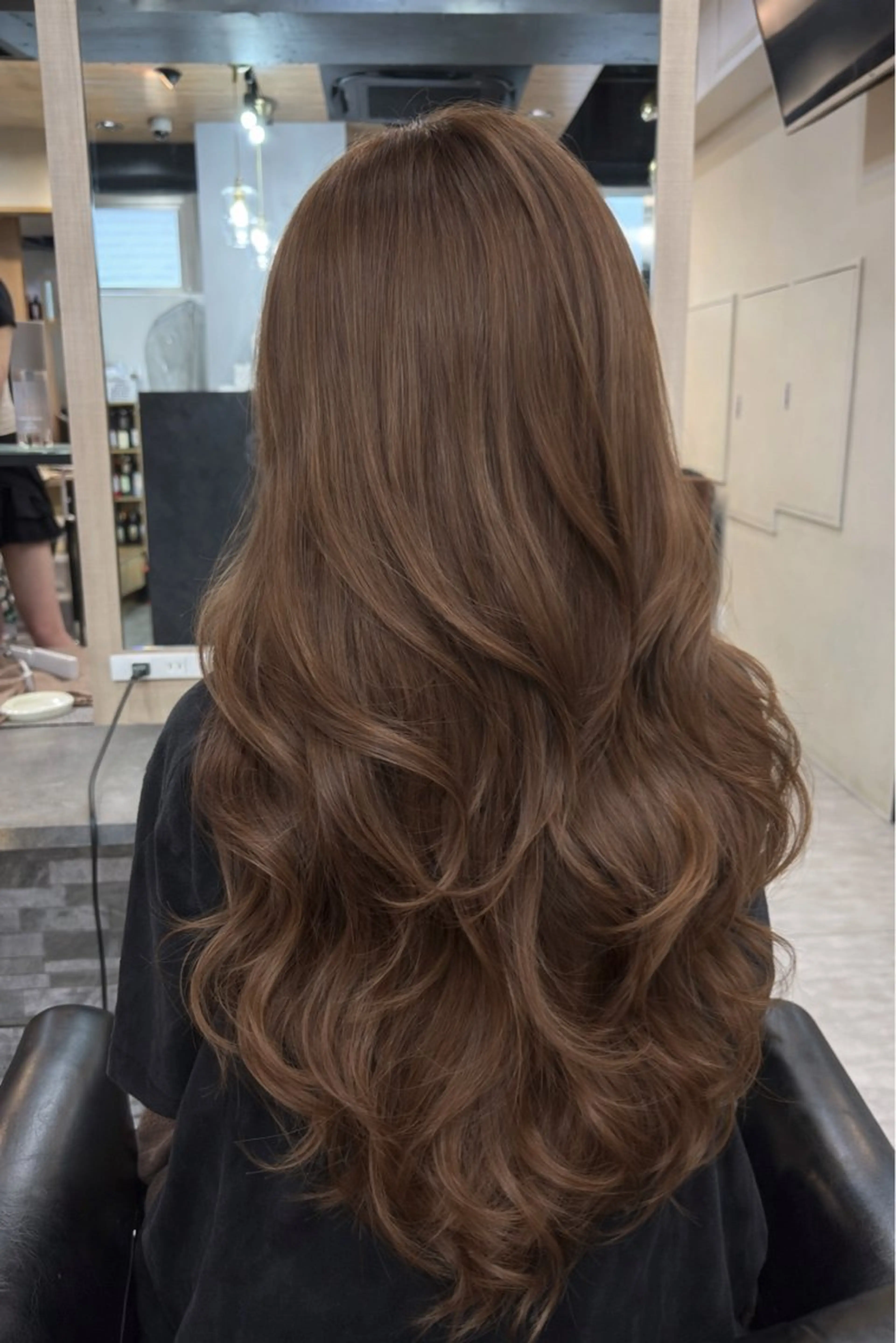 ロング レイヤーカット ヘアカラー トリートメント エクステ/ハイトーン レイヤーHIROのヘアスタイル