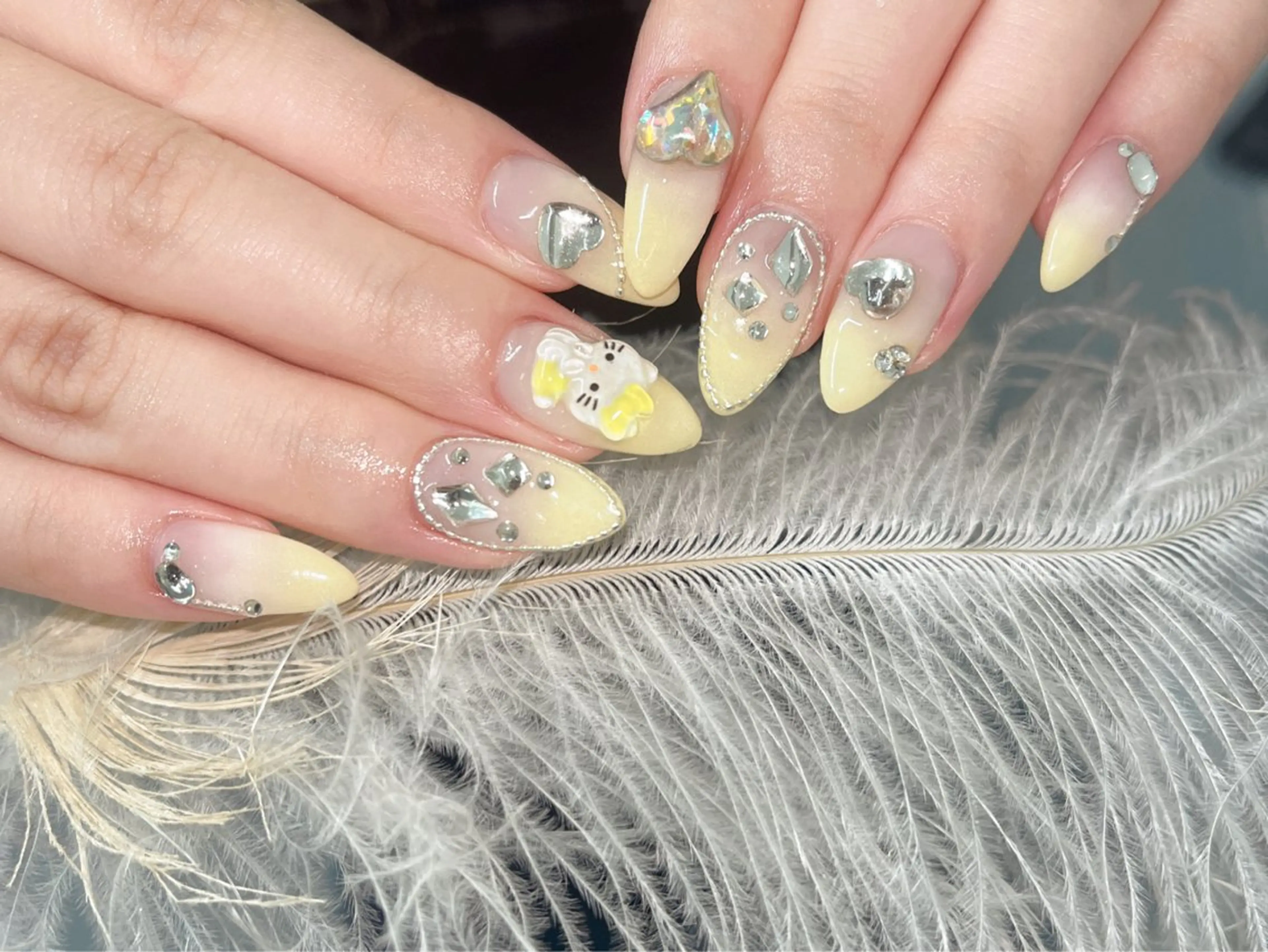 ネイル Glow Nail スカルプ専門店のネイルデザイン