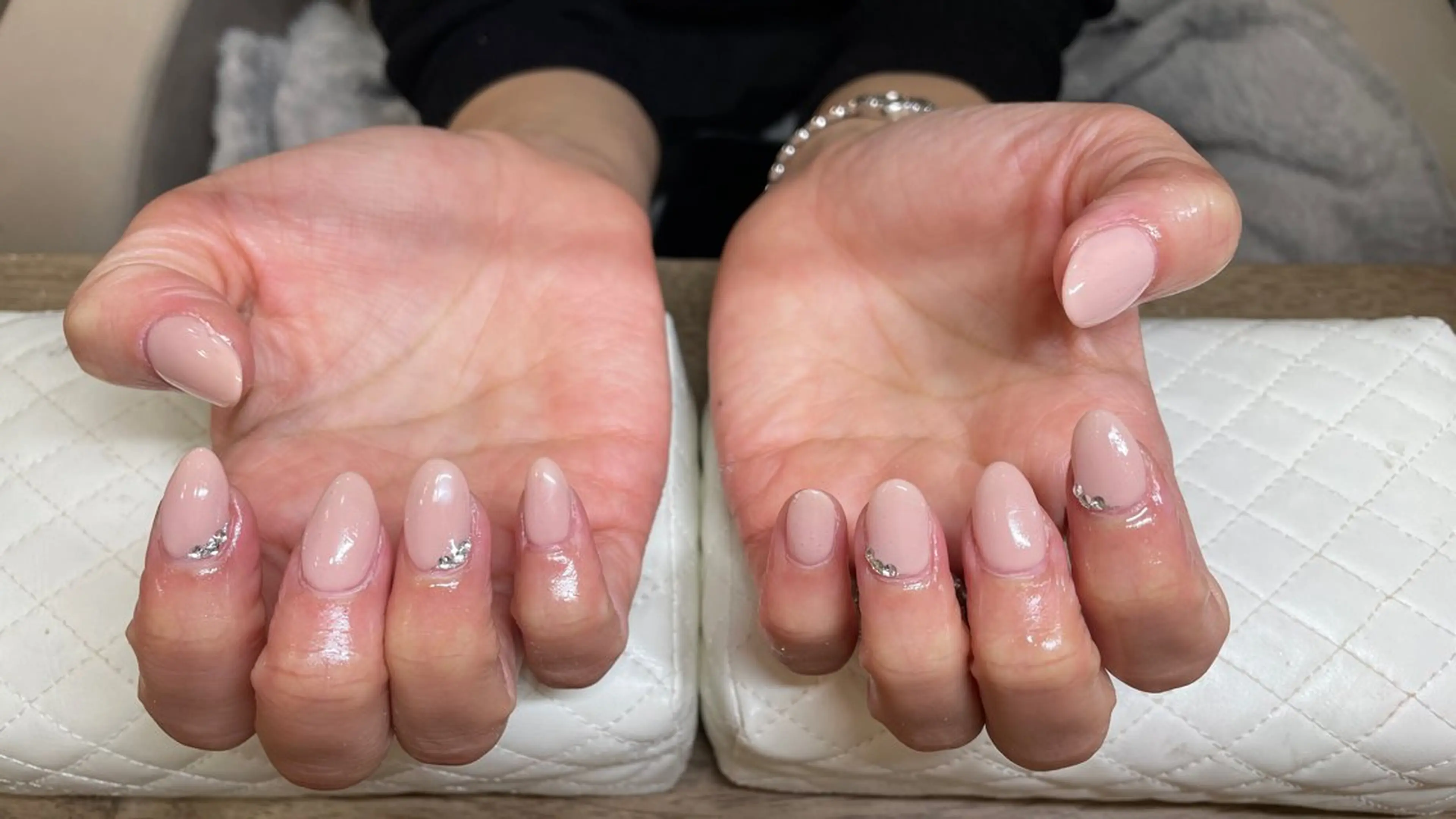 ネイル ネイルサロンエーナイン札幌麻生店所属・堀越 優のネイルデザイン