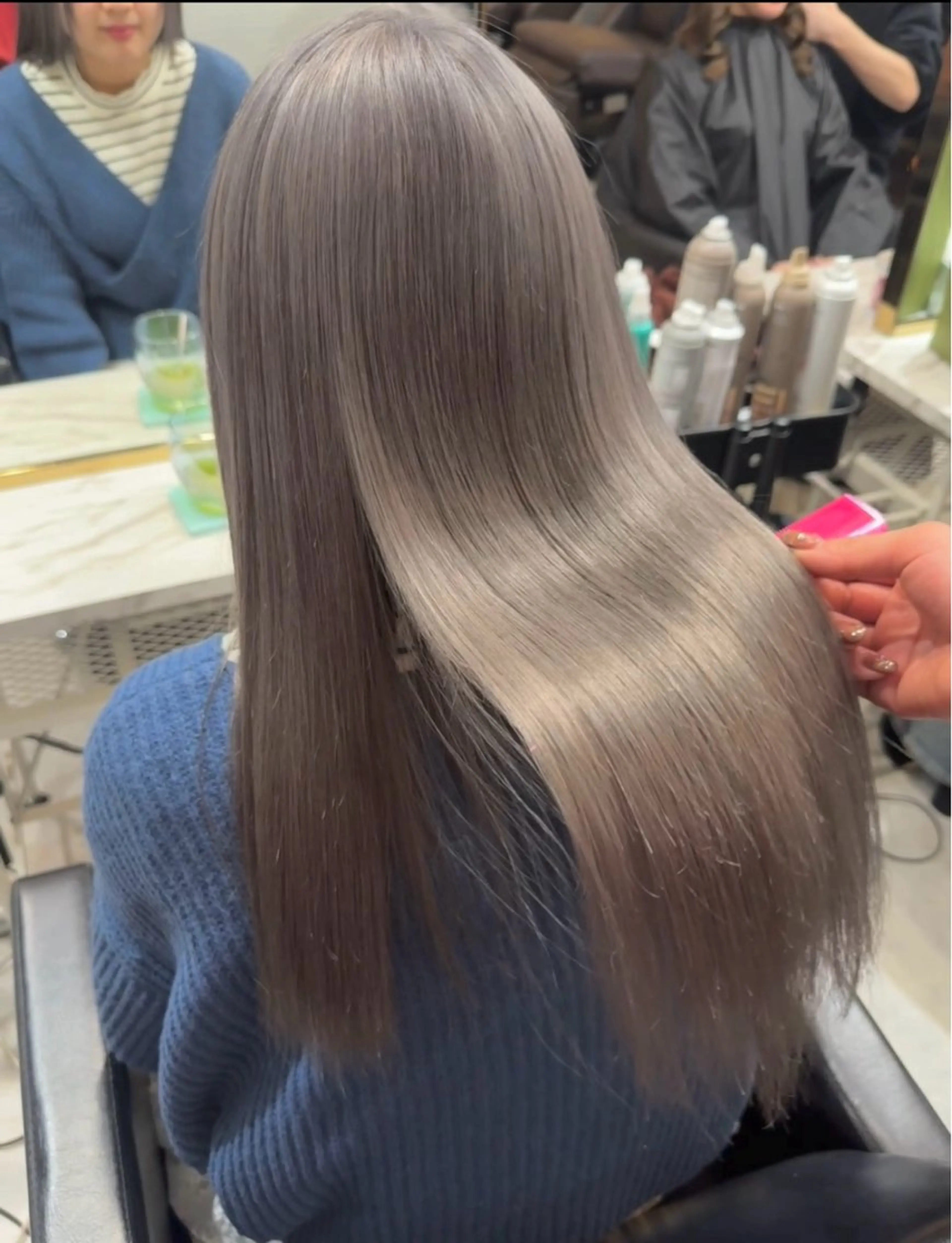 ロング カット ヘアカラー トリートメント 🩶ブリーチ/ レイヤー🩶フミカのヘアスタイル