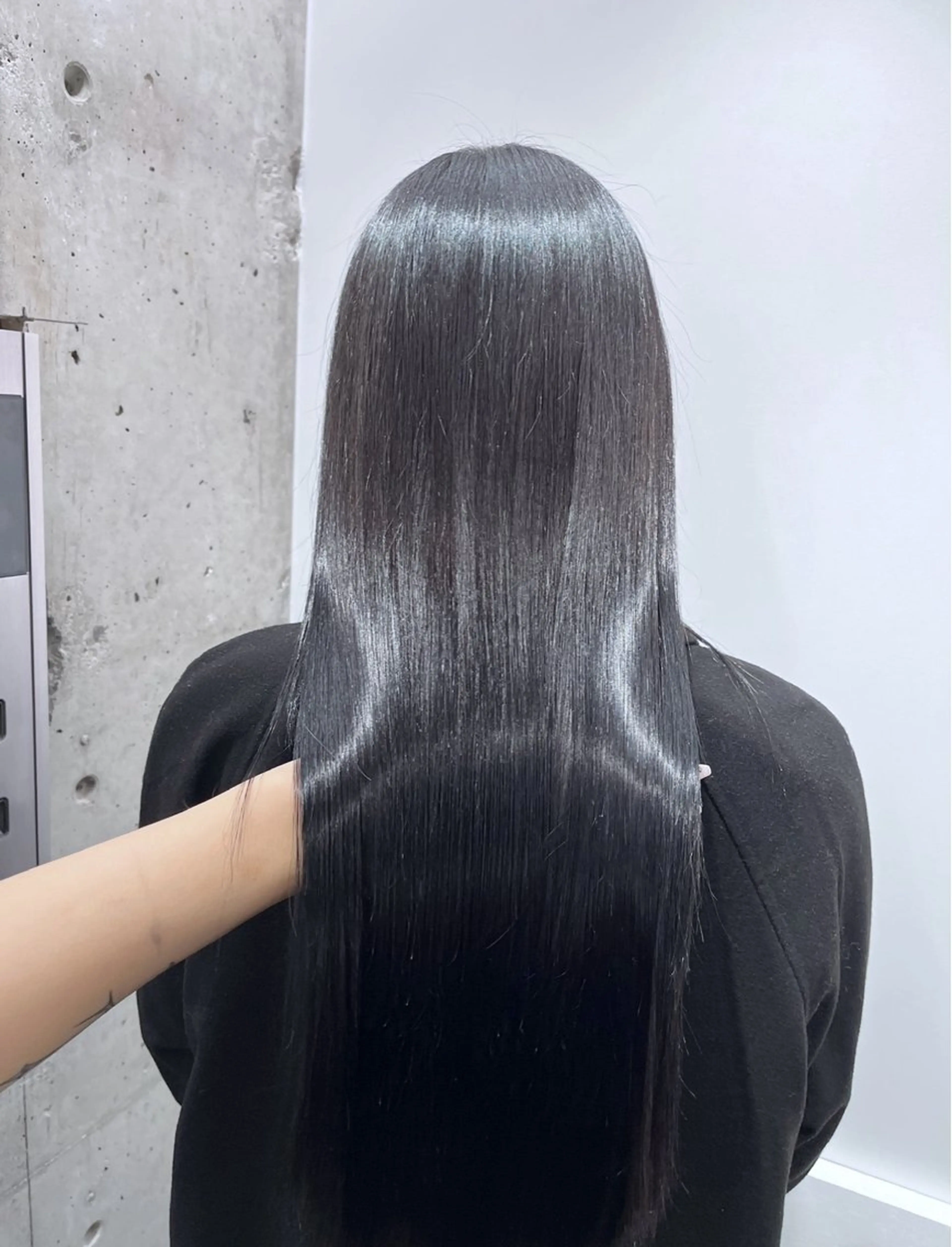 ロング カラー トリートメント newi 天王寺 🪐airiのヘアスタイル