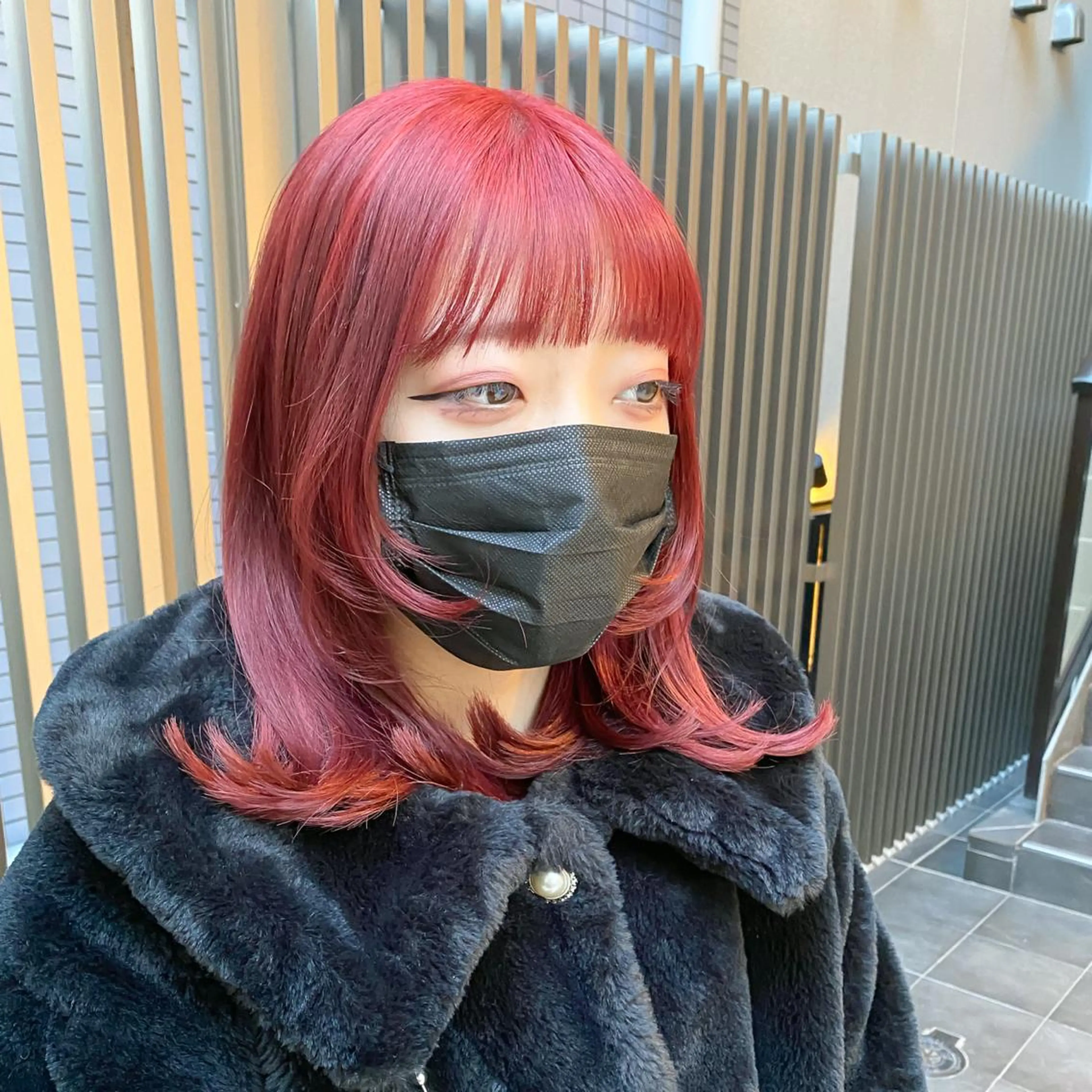 ミディアム カラー ベージュカラー 黒髪 ブリーチ ケアブリーチ カシス ✨ハッシュカット✨ ユウキ✨のヘアスタイル