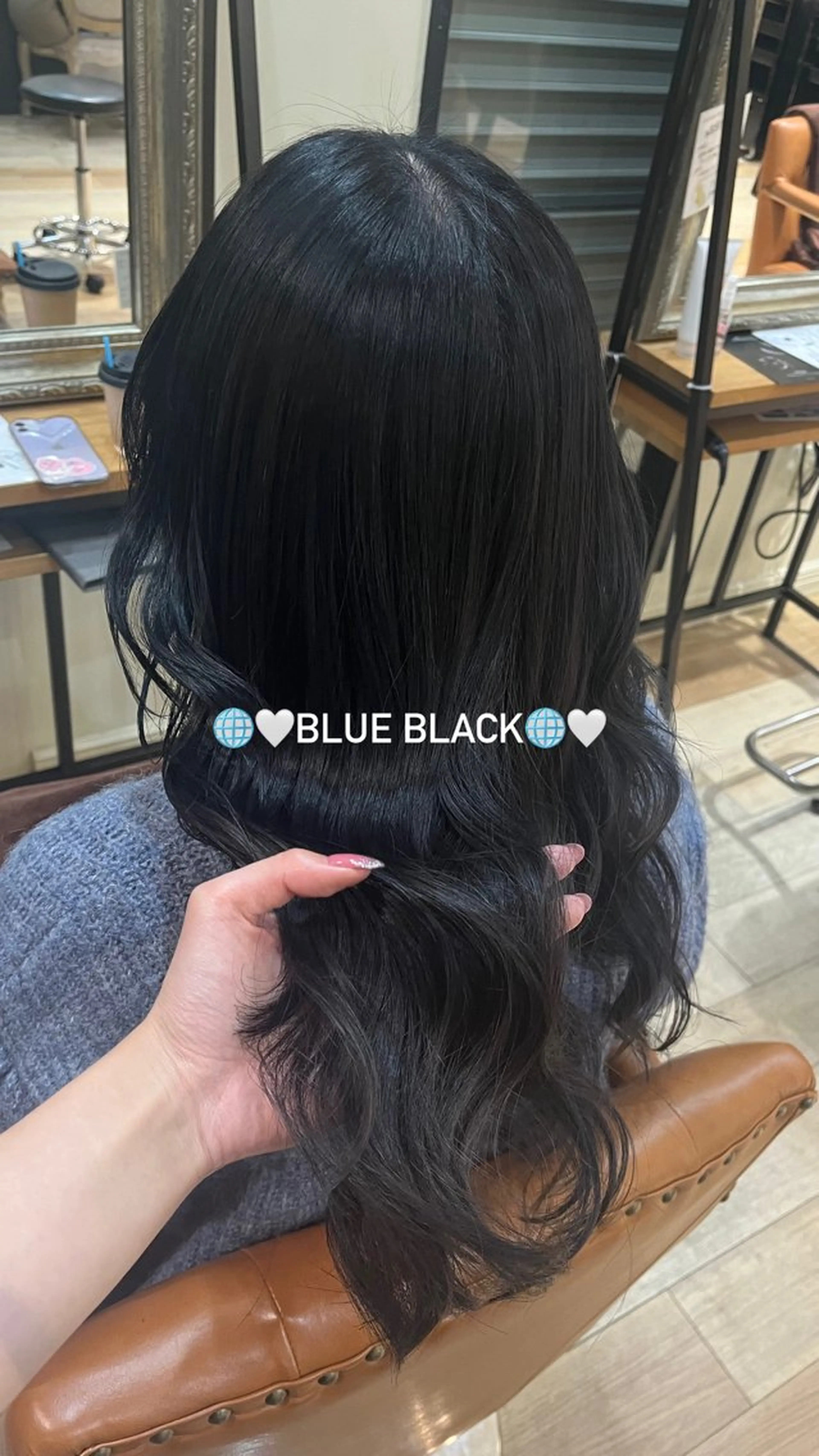 ロング カラー KOKORO 中村 朱里のヘアスタイル