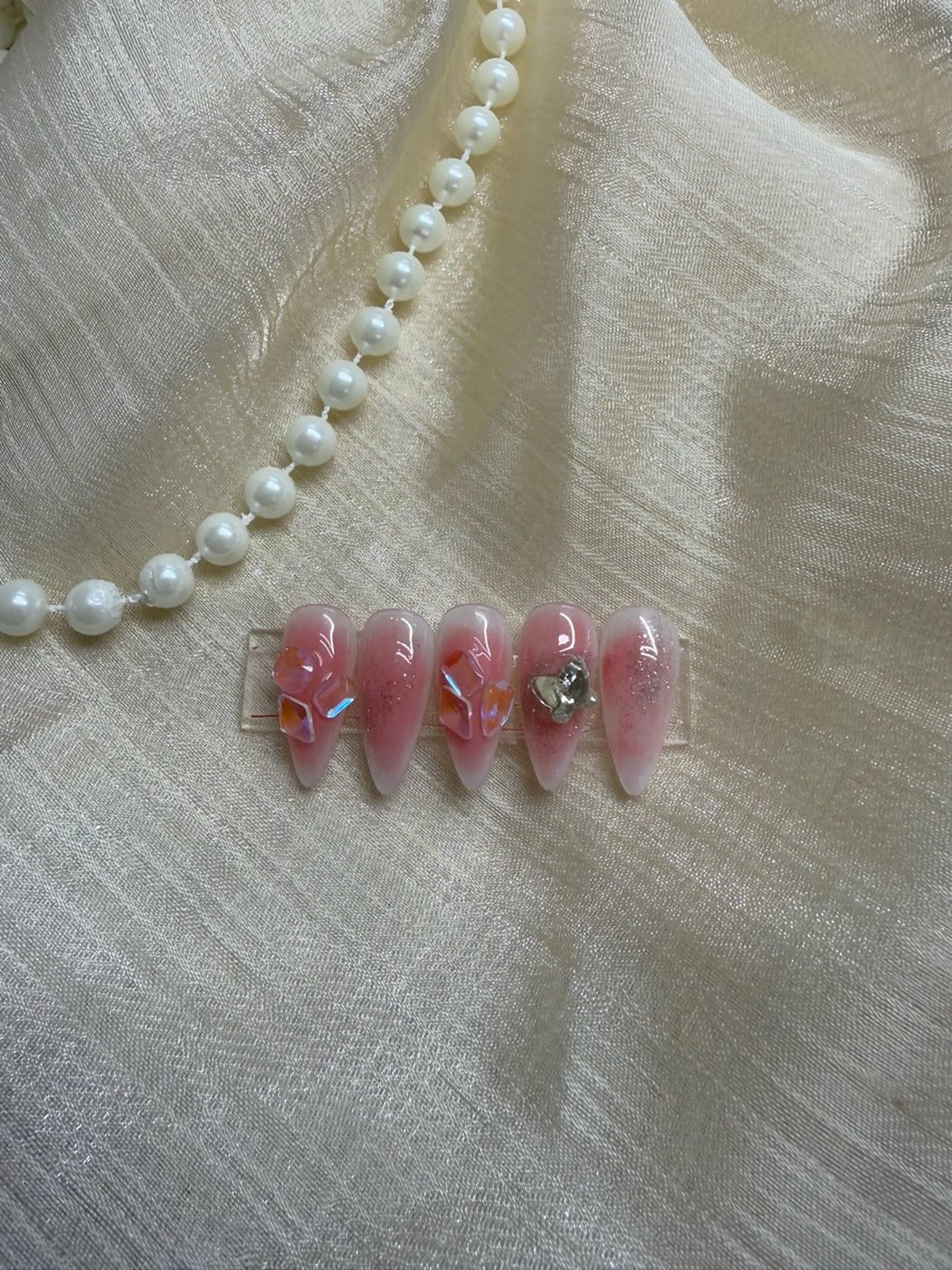 ネイル ハンドネイル R nailsalon所属・Rネルサイン よ よのネイルデザイン