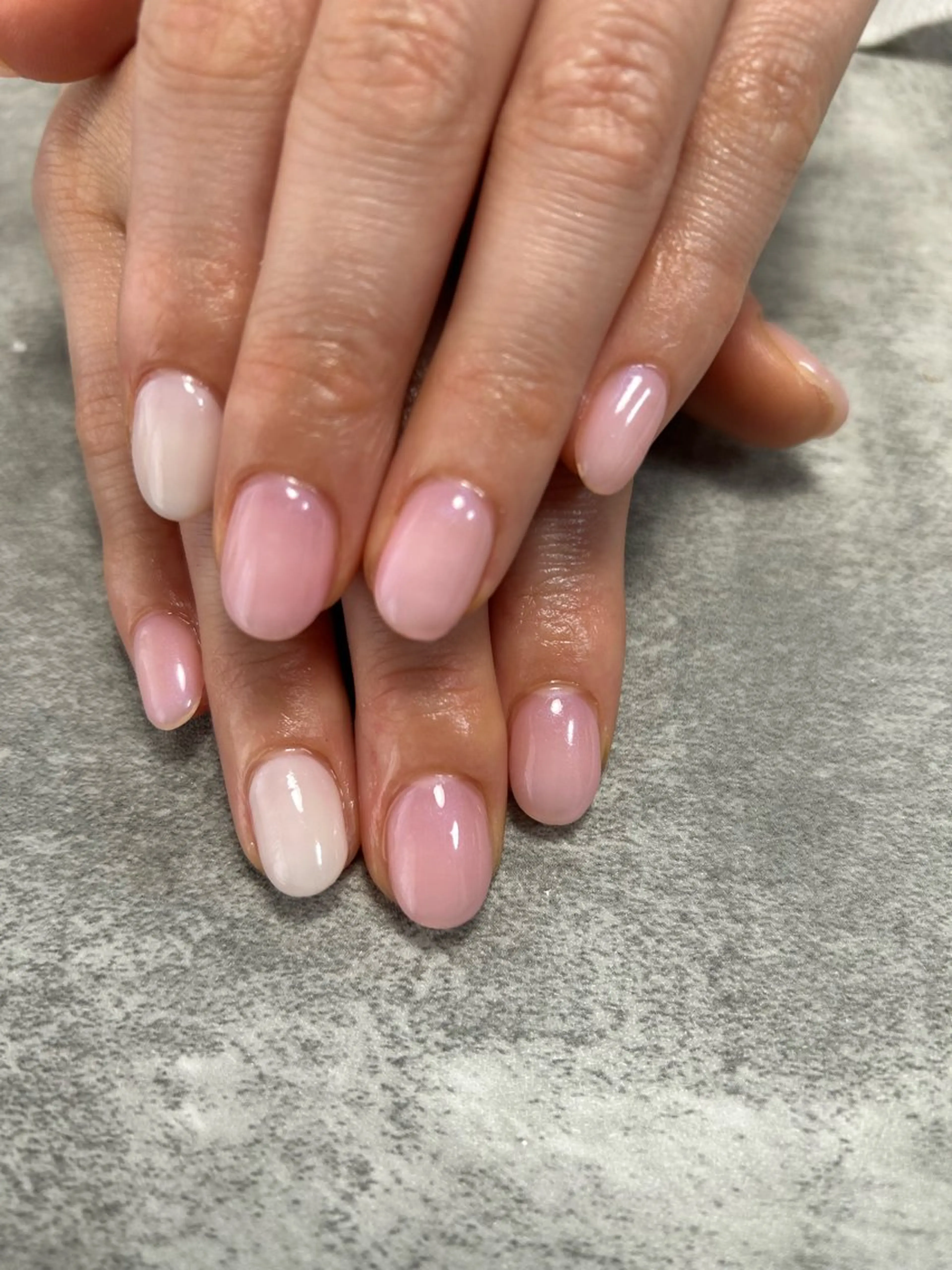 ネイル ワンカラーネイル M`sプライベートサロン所属・Ｍ`s プライベートサロンのエステ・リラクイメージ