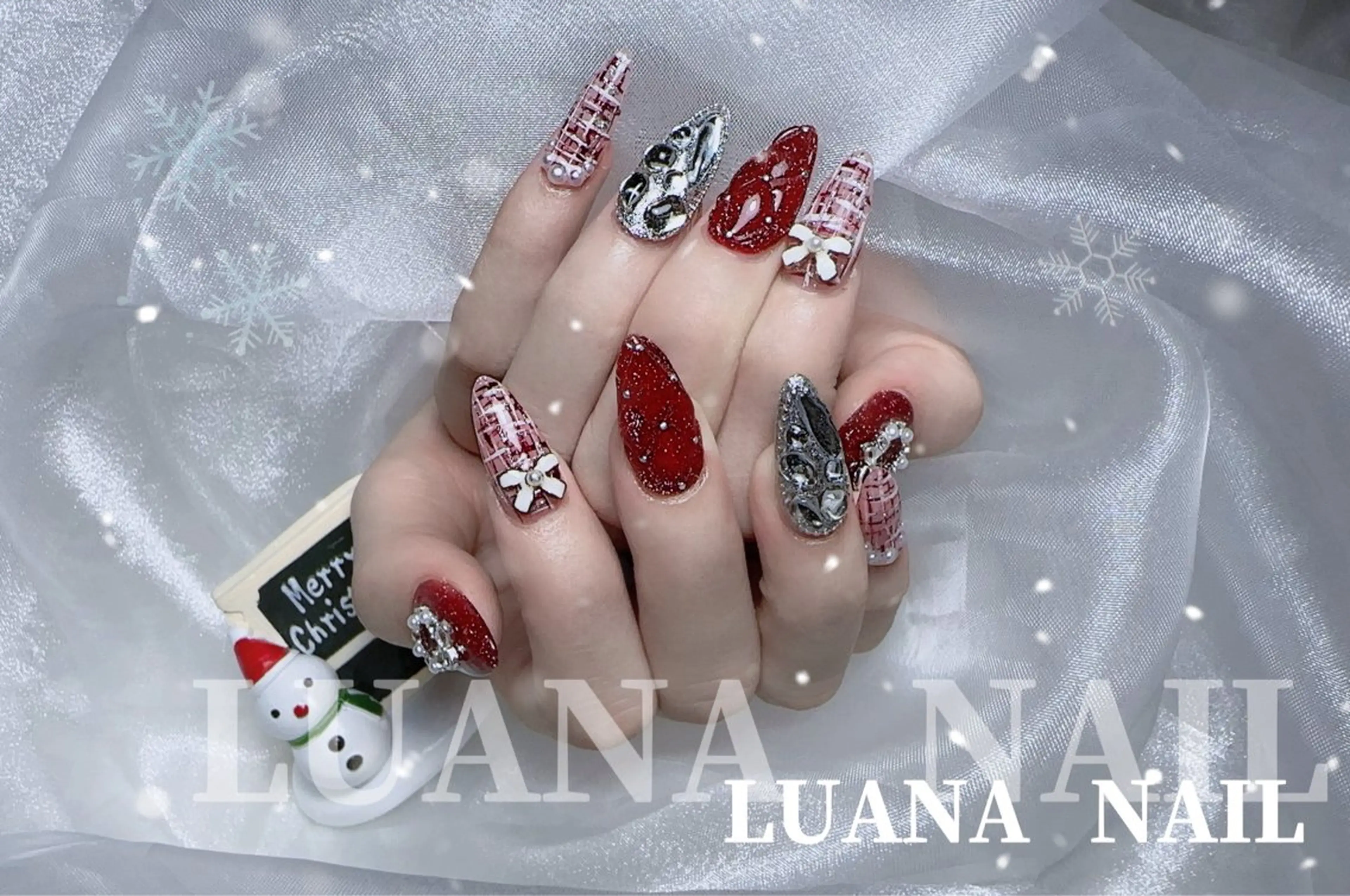 ネイル フラッシュネイル フレンチネイル 韓国ネイル マグネットネイル ミラーネイル ハンドネイル ルアナネイルサロン所属・ルアナネイル サロンのネイルデザイン