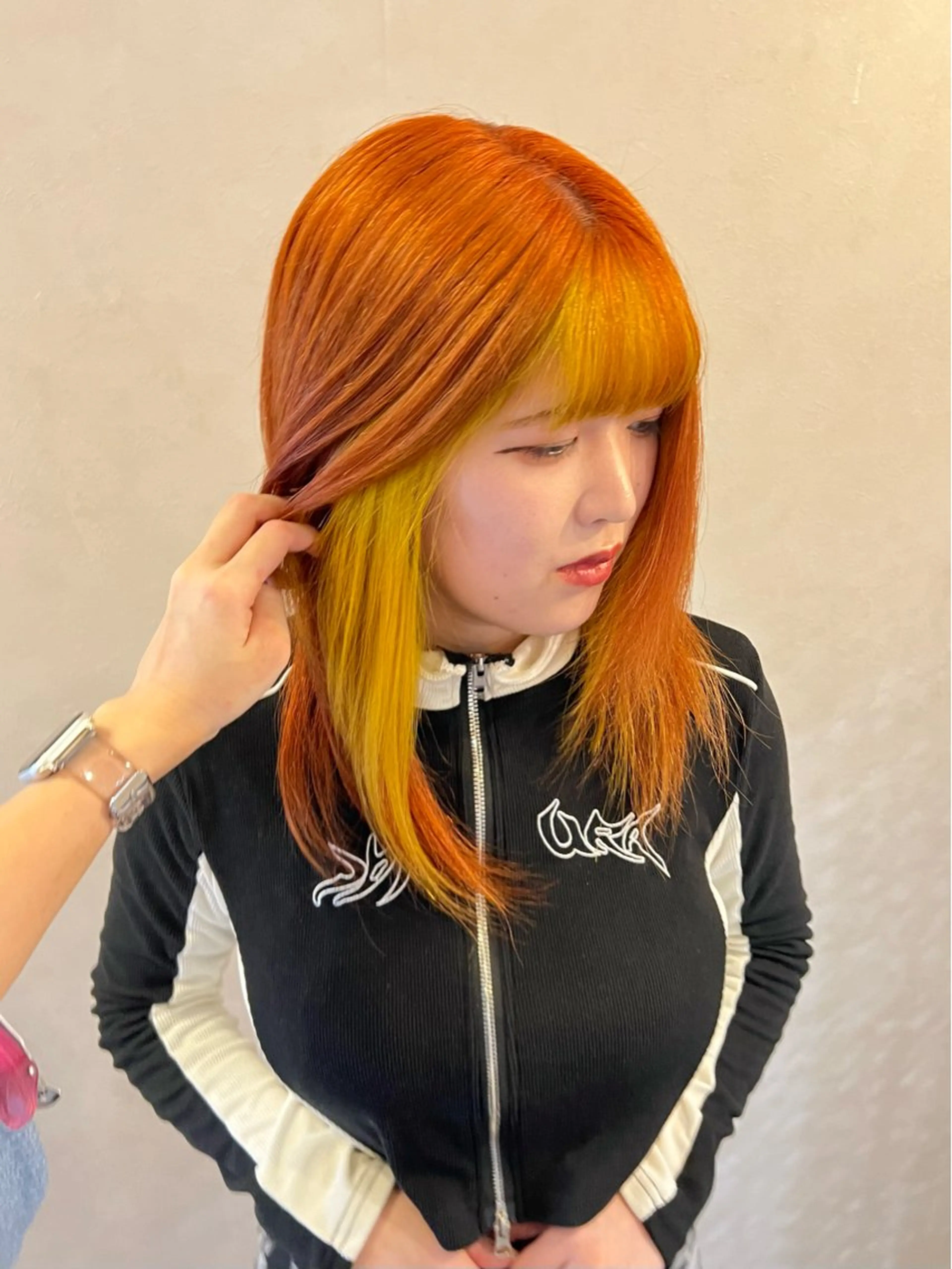 セミロング カラー 透明感style 🌿 ASUKAのヘアスタイル