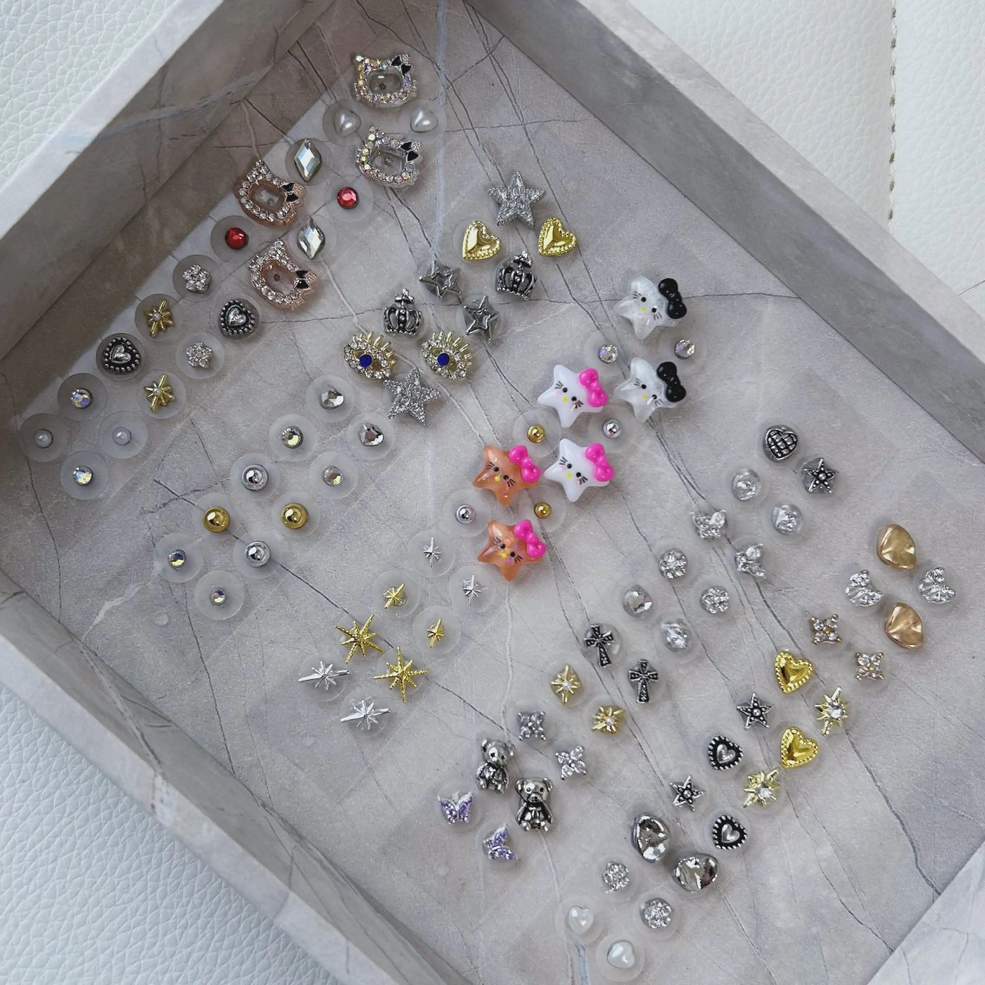 by belle nail所属・BelleNail kのネイルデザイン