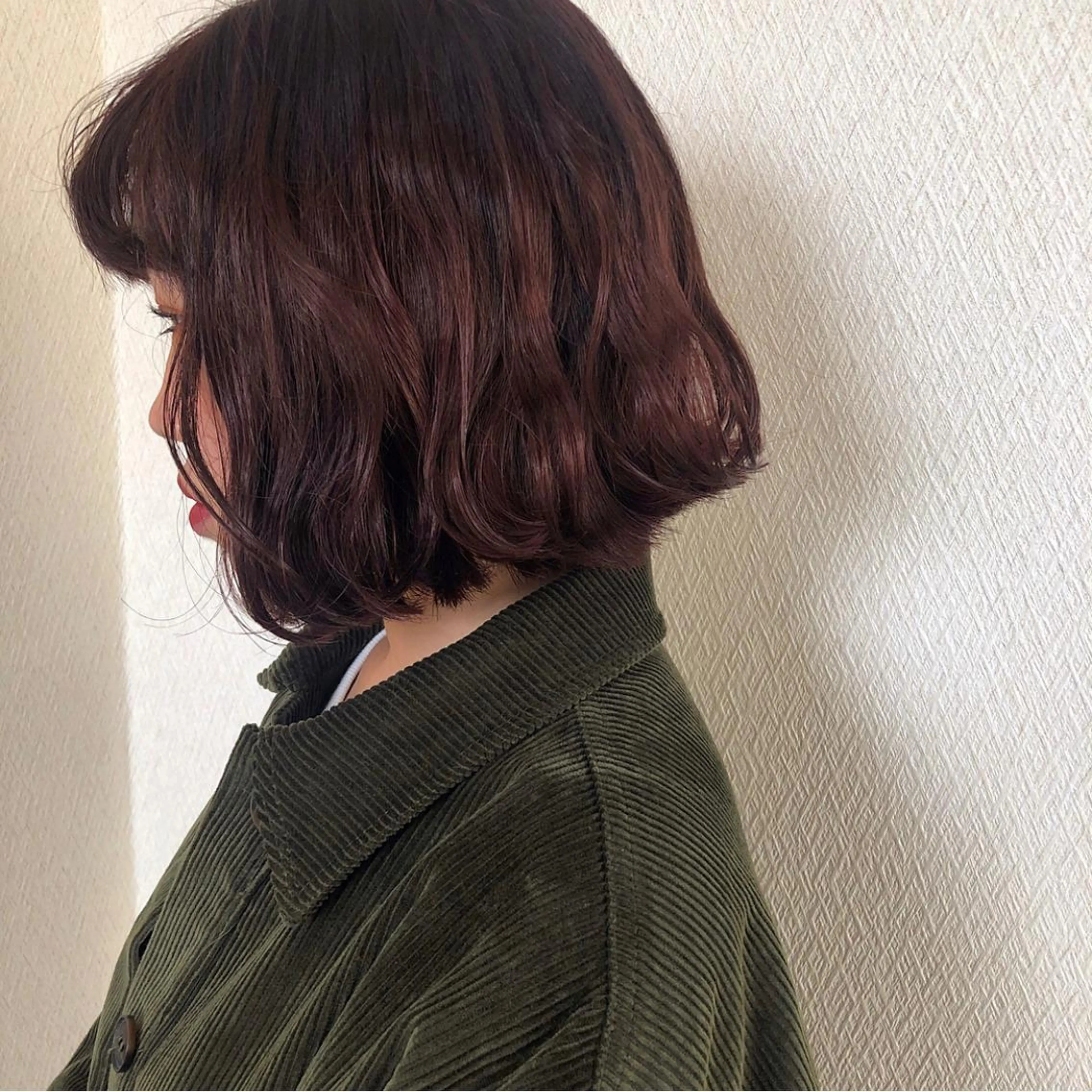 セミロング カラー カシス オレンジ レッドカラー 水野 雪 /パーマ/暖色カラーのヘアスタイル