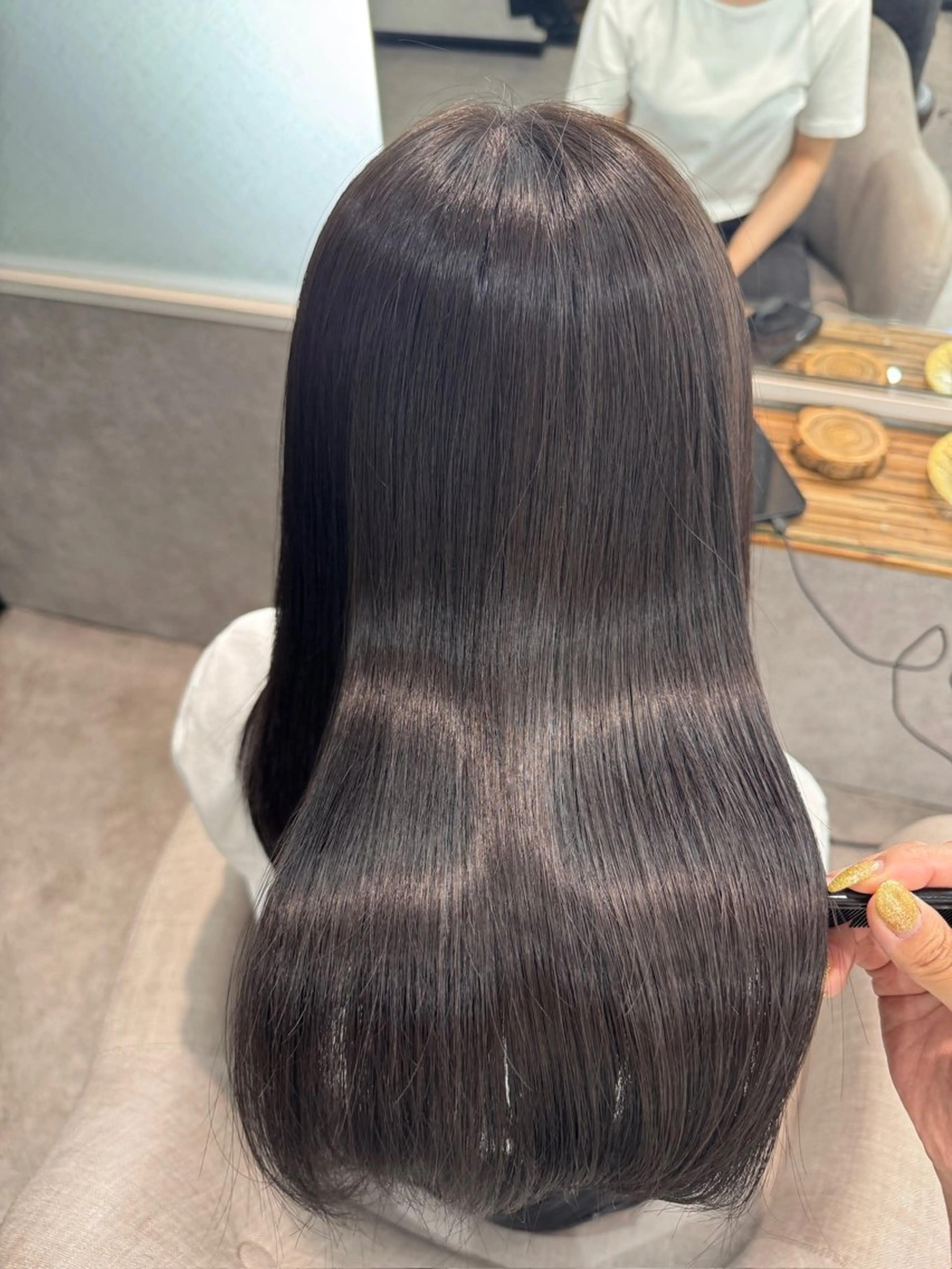 ロング カラー レイヤー/グレージュ 🫧久屋🫧YURIのヘアスタイル